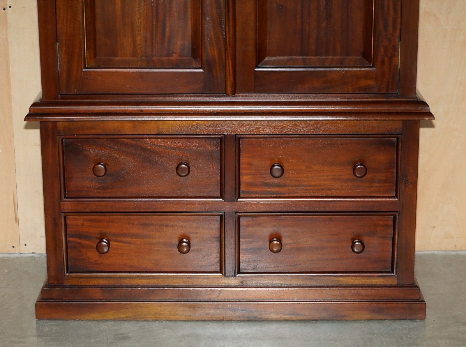 Solid Hardwood Two Door Double Wardrobe With Four Drawer Folded Clothes Base photo for sale