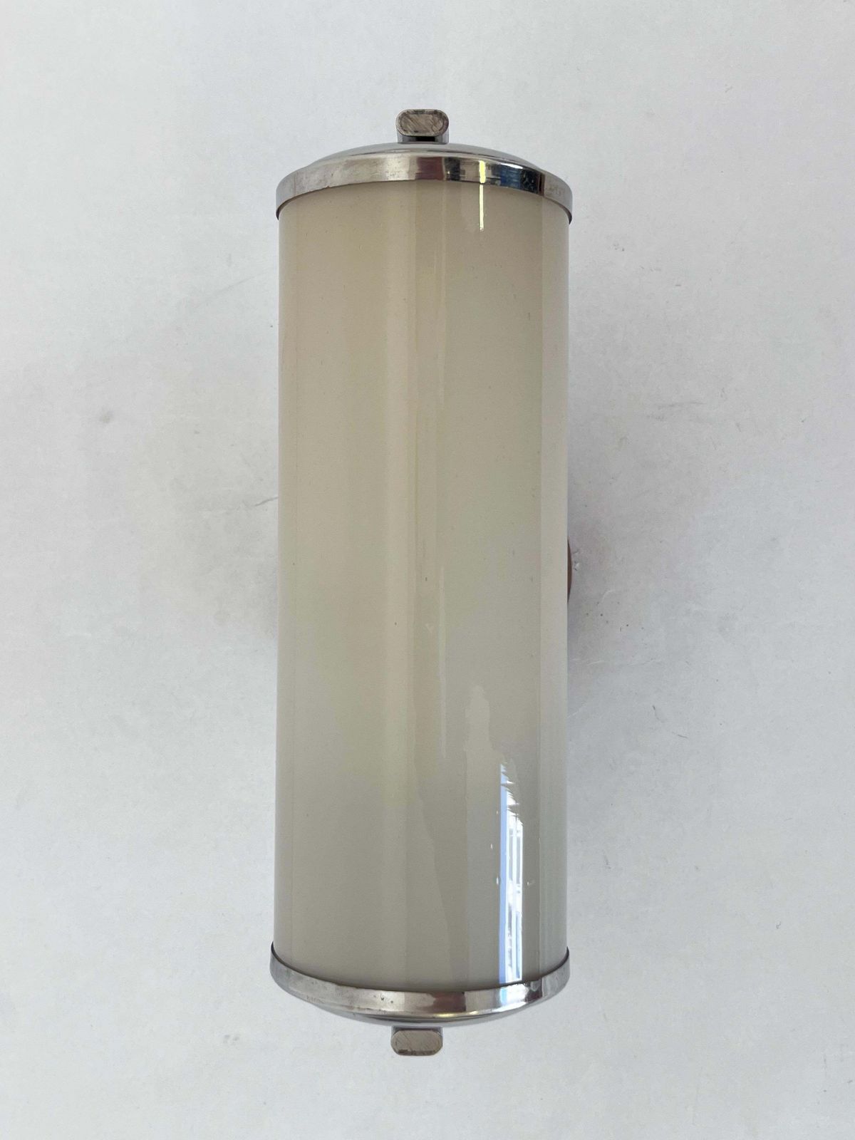 Bauhaus Chrome And Milk Glass Wall Lamp, jaren 1940 – Tsjecho-Slowakije photo buy