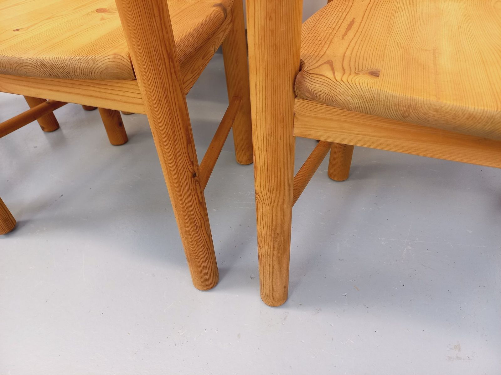 6 Rainer Daumiller Grenen Stoelen Met Armleuningen photo vintage