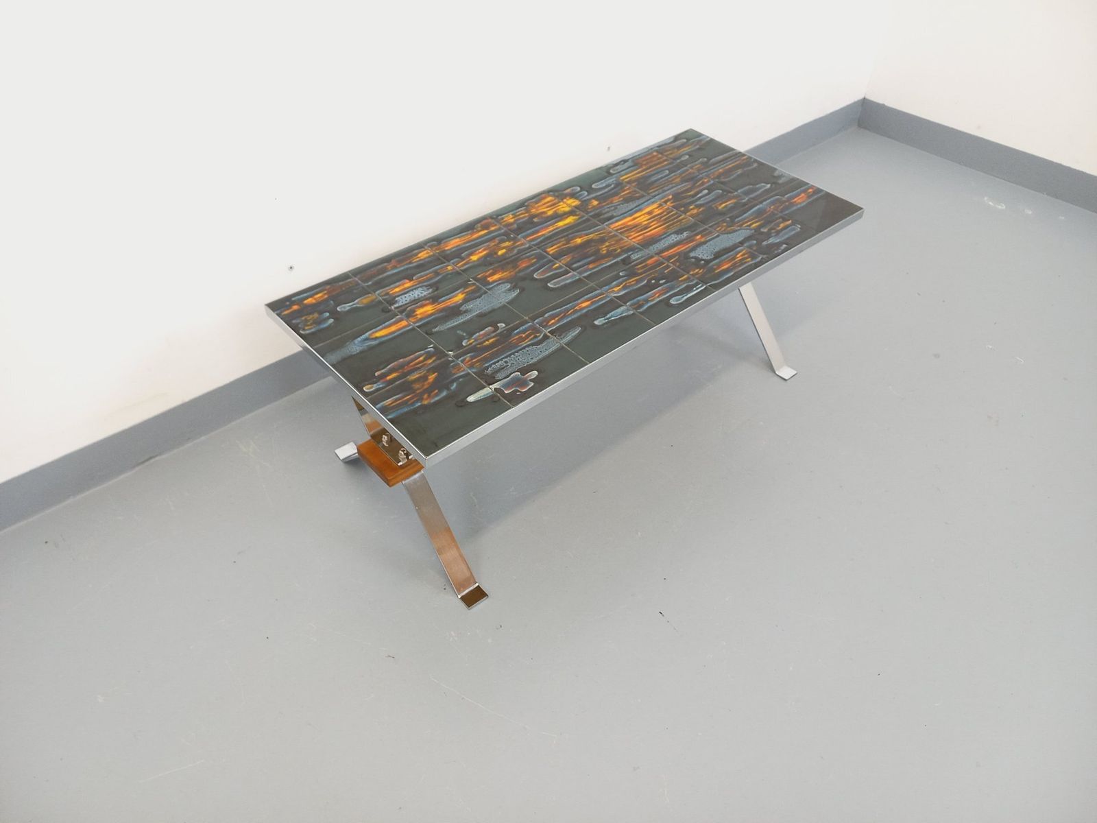 Coffee Table In Ceramic, Chrome Plated Metal And Wood photo furniture
