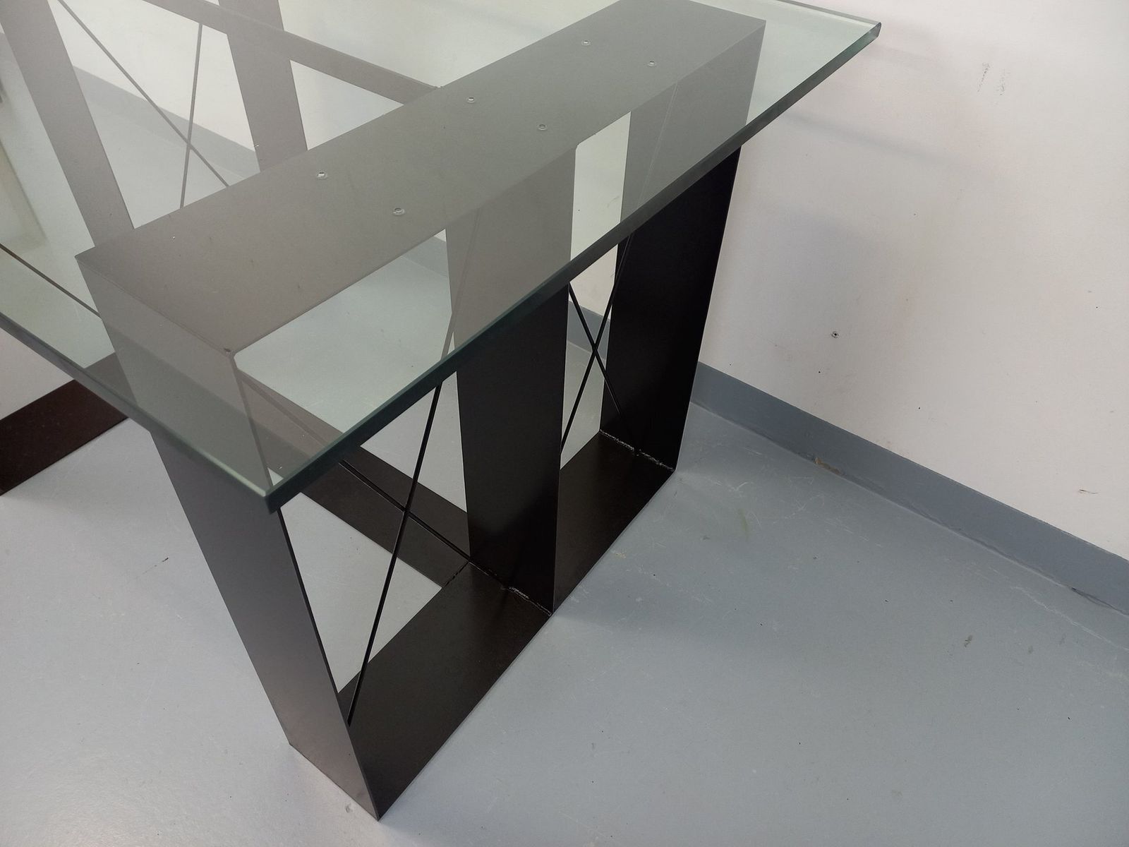 Rectangular High Table In Glass And Black Metal photo vinterior