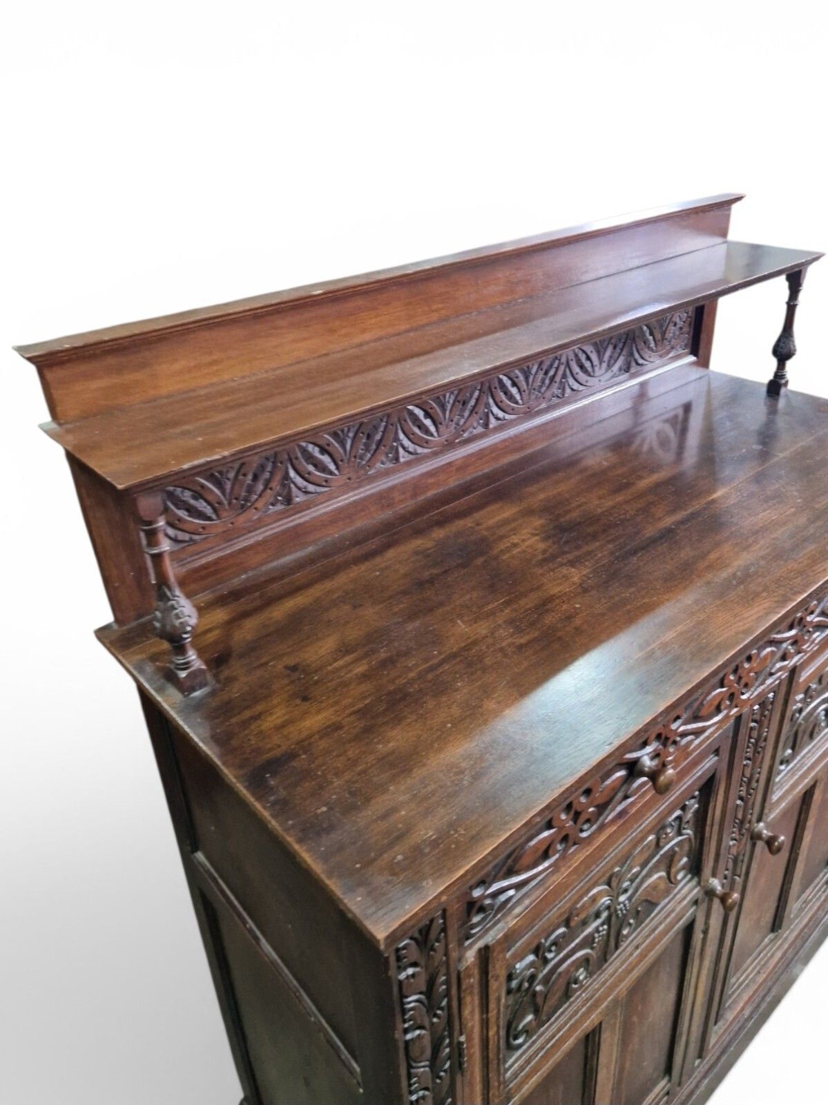photo furniture Antique Carved Oak Buffet Sideboard Cabinet Dresser Display Cupboard Storage