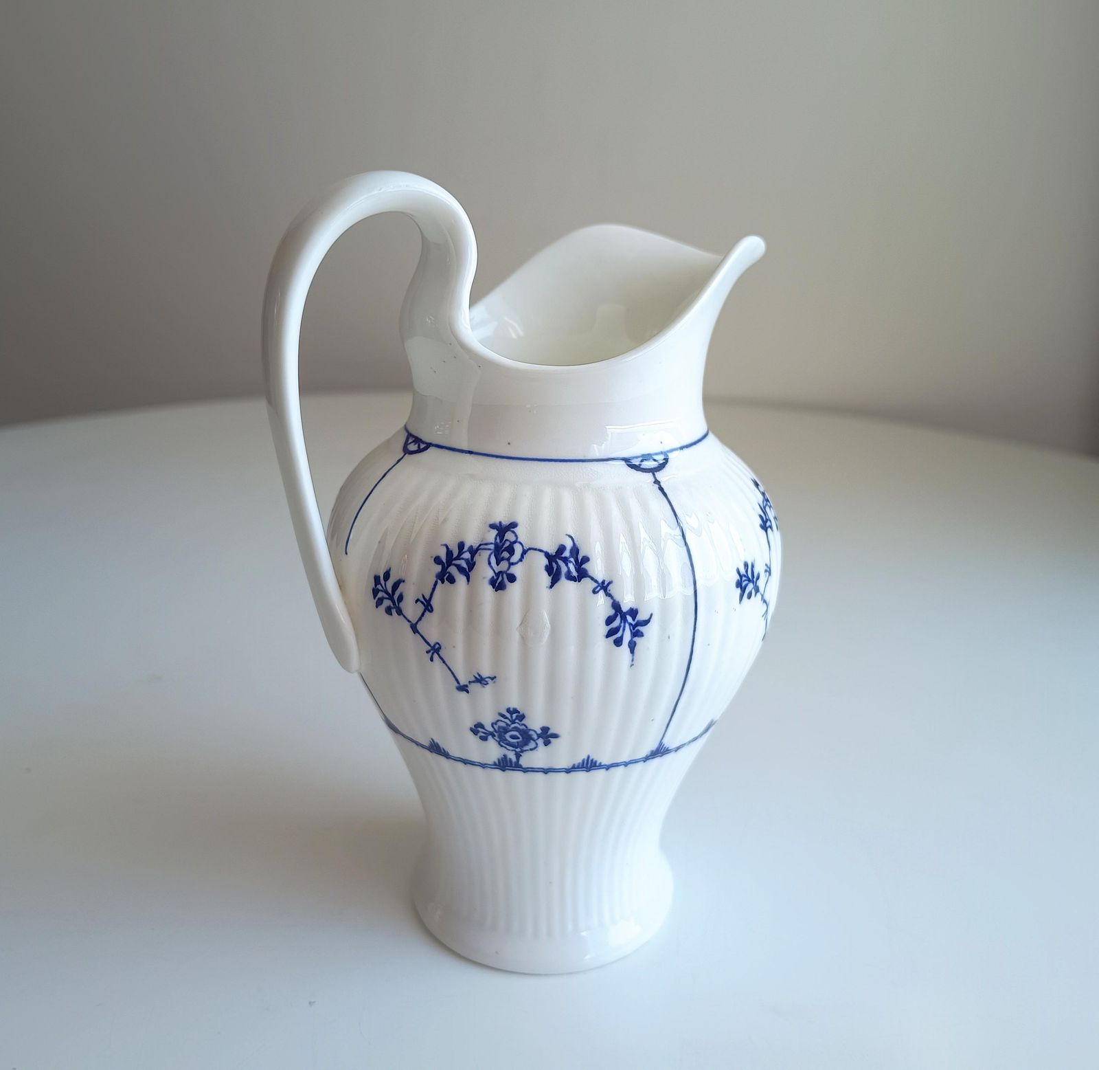 Antiek Mintons Danish Pattern Ewer, Pitcher of Water/Melkkan, begin 20e eeuw, Engeland photo buy
