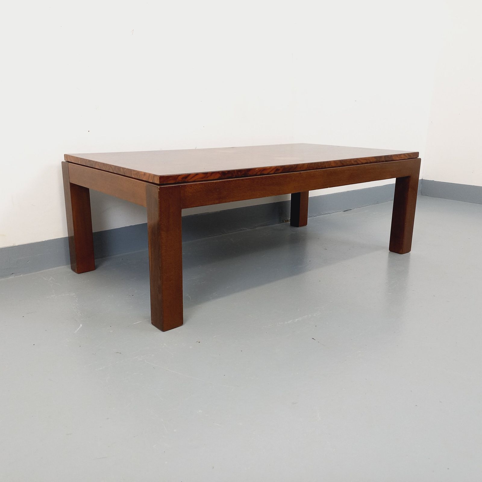 Rectangular Coffee Table In Elm And Elm Burl photo 695.0