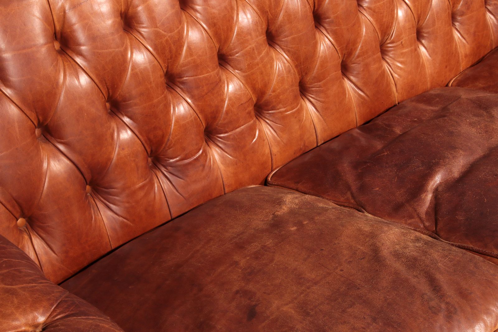 Antiqued Chesterfield Leather Sofa photo buy