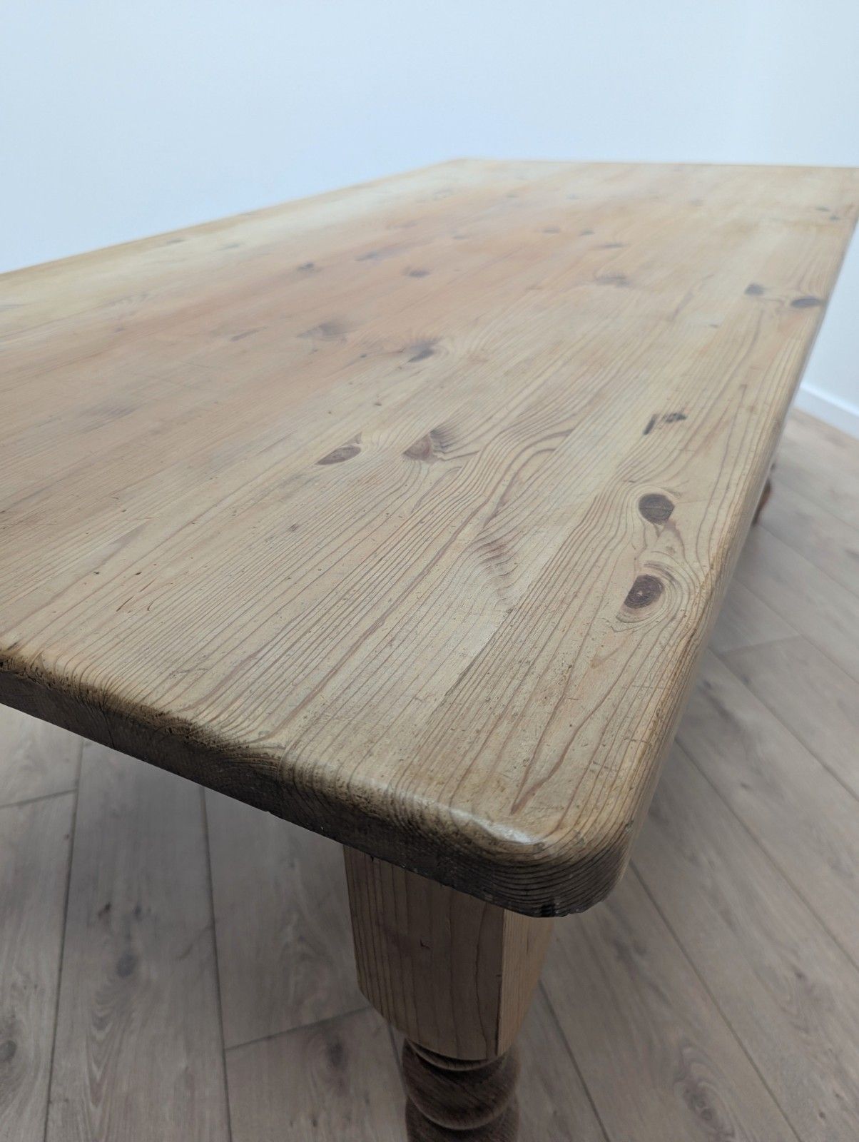 865.0 Vintage Victorian Style Pine Farmhouse Table Delivery Available 0361. photo