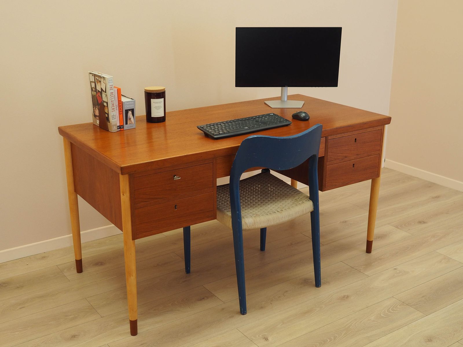 Bureau en teck, design danois, années 1970, fabriqué au Danemark photo for sale