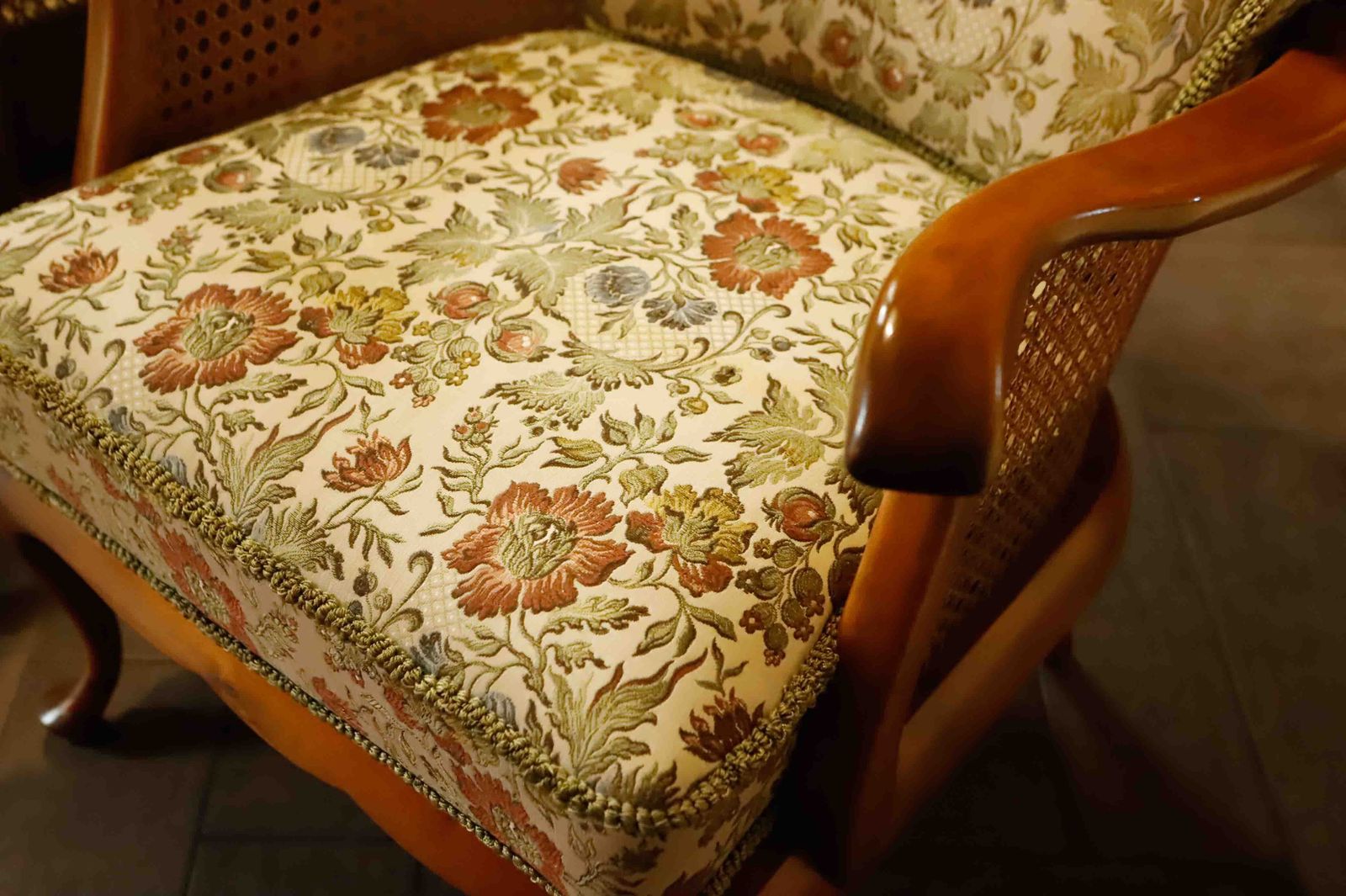 photo vinterior Set van 2 Duitse Chippendale-rieten fauteuils van Adolf Wrenger