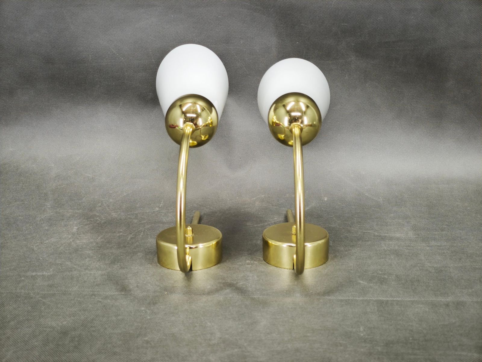 Paar Messing Opaline Wandlampen van Kamenický Šenov, jaren 1970 photo furniture