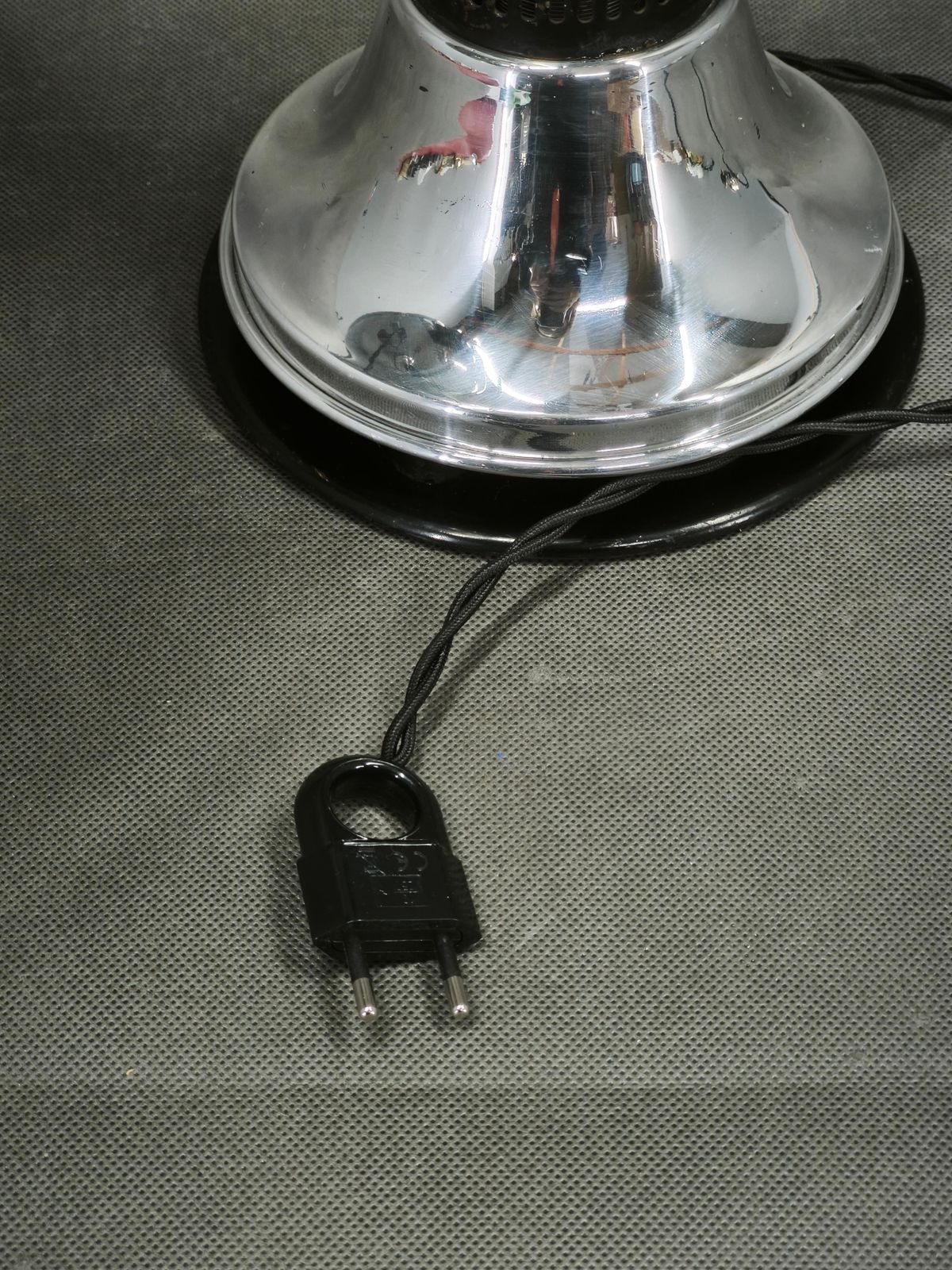 photo vinterior Bauhaus Hanau Quartz Chrome Verstelbare Tafellamp uit de jaren 1930, Duitsland