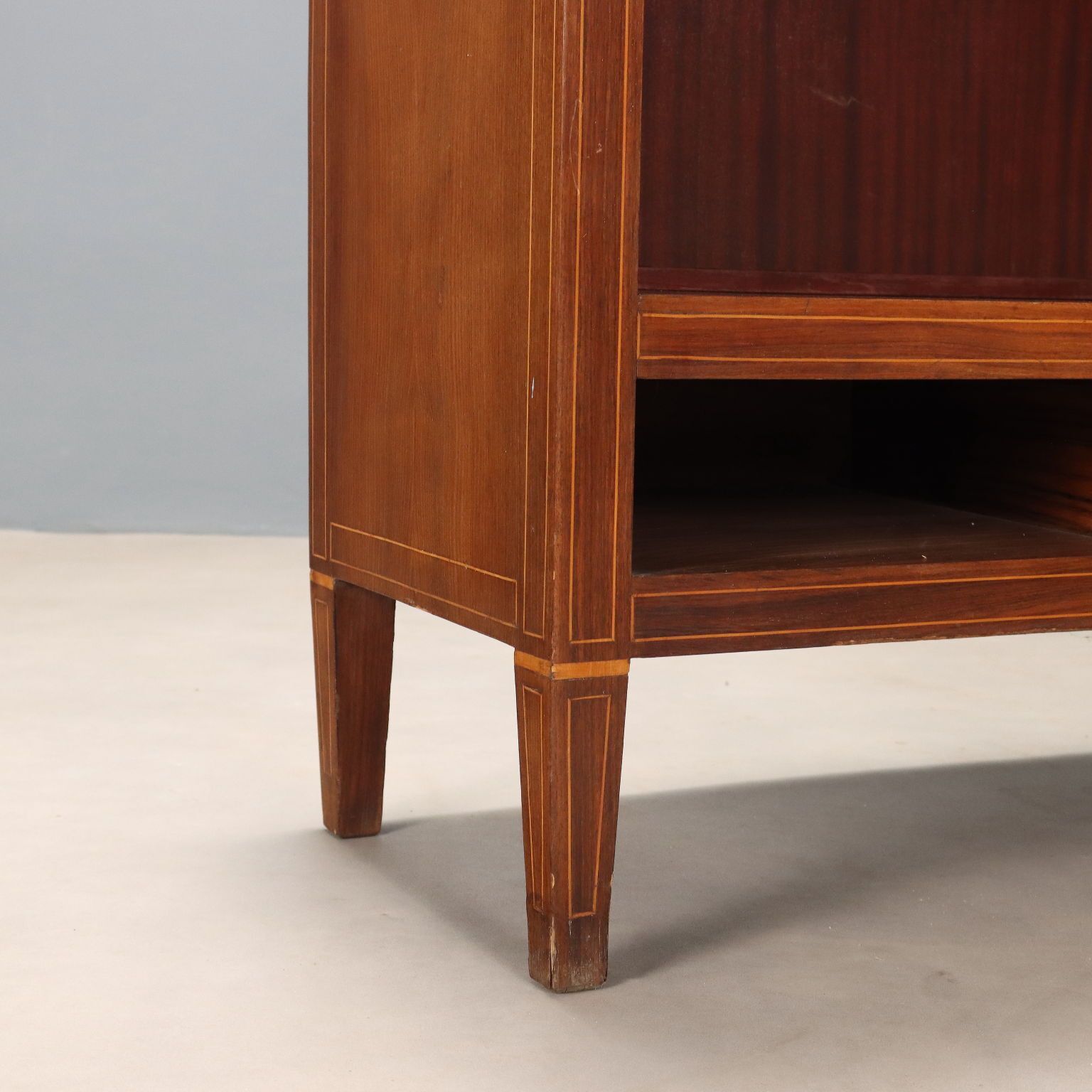 Vintage kast, exotisch houtfineer, design Italië, jaren 1950 photo vinterior