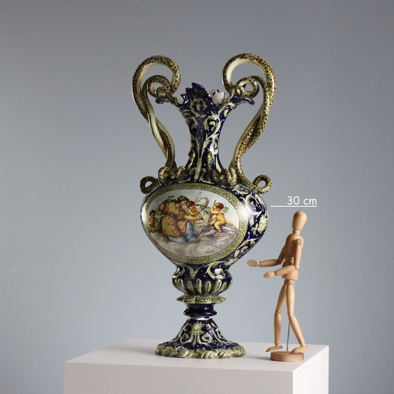 Amphores d'époque en majolique de style néo-Renaissance, Italie, XIXe siècle photo furniture