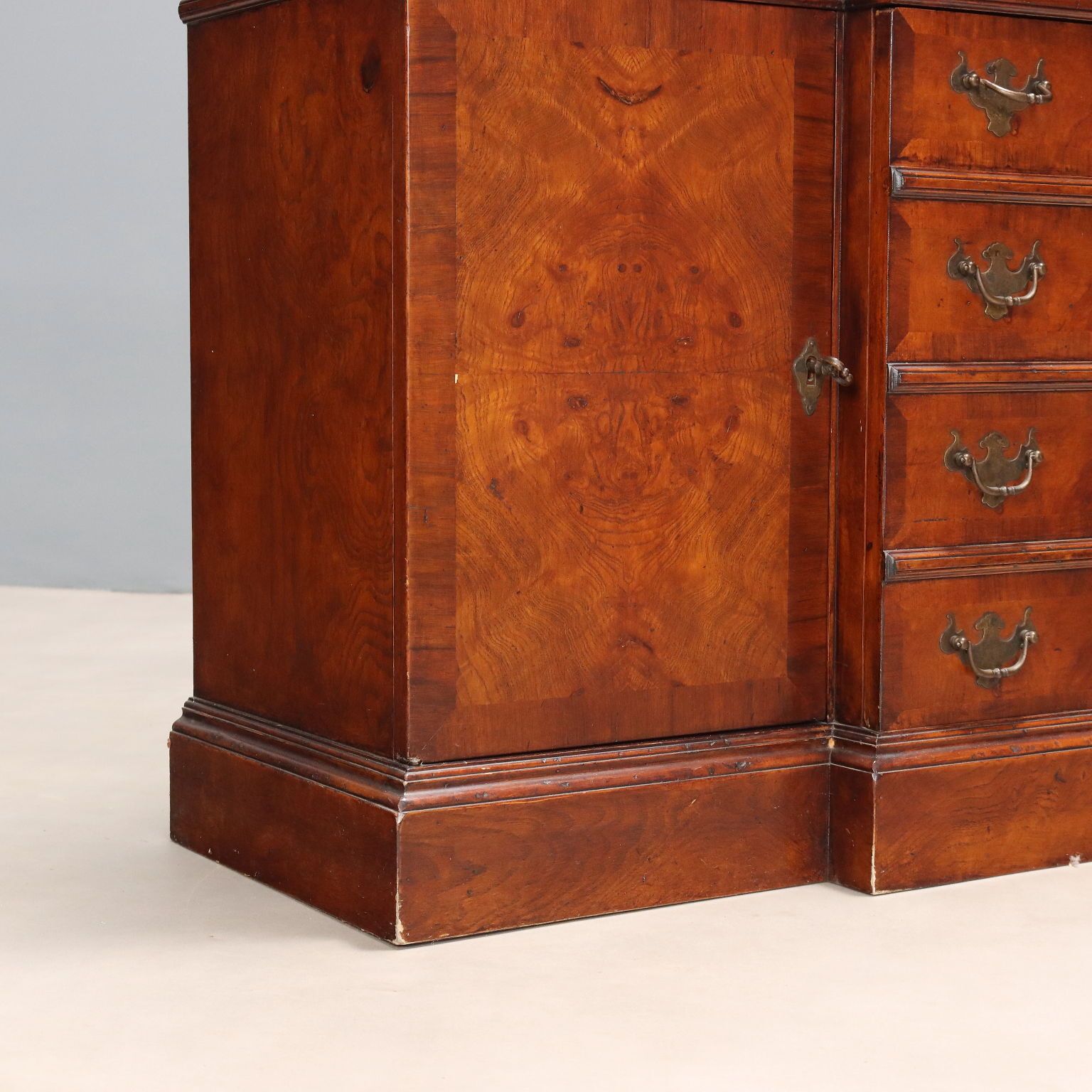 photo for sale Antique Bookcase Oak United Kingdom XX Century