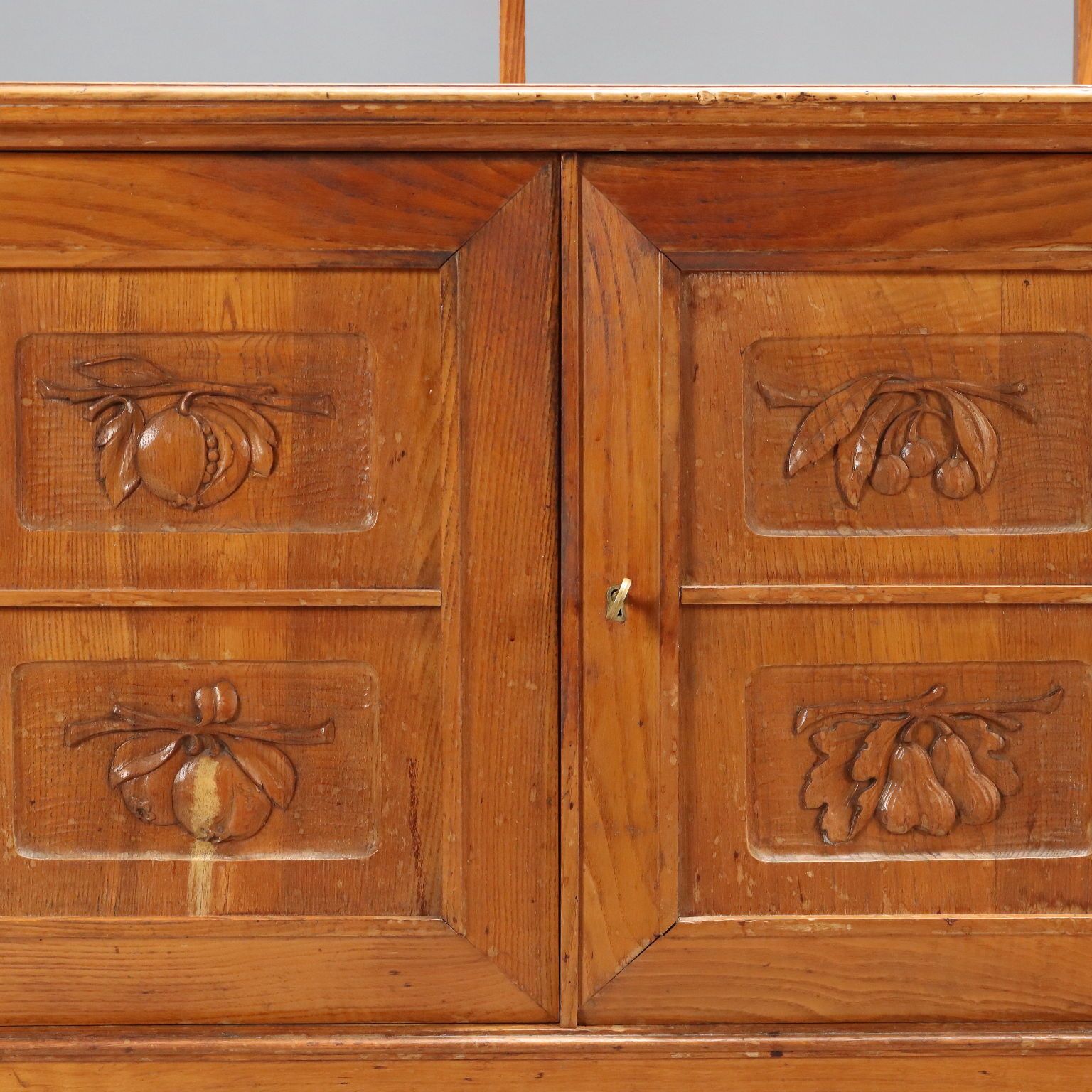 Vintage Buffet Eikenhoutfineer Design Italië jaren 1950 photo buy
