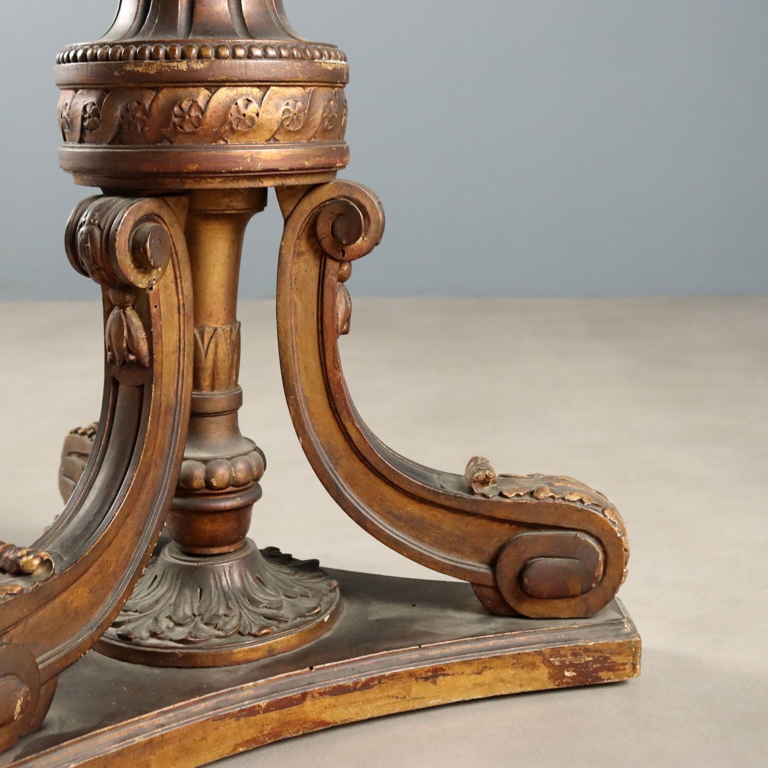 1020.0 Kandelaar Neoclassicistisch Hout IJzer Italië 19e eeuw photo