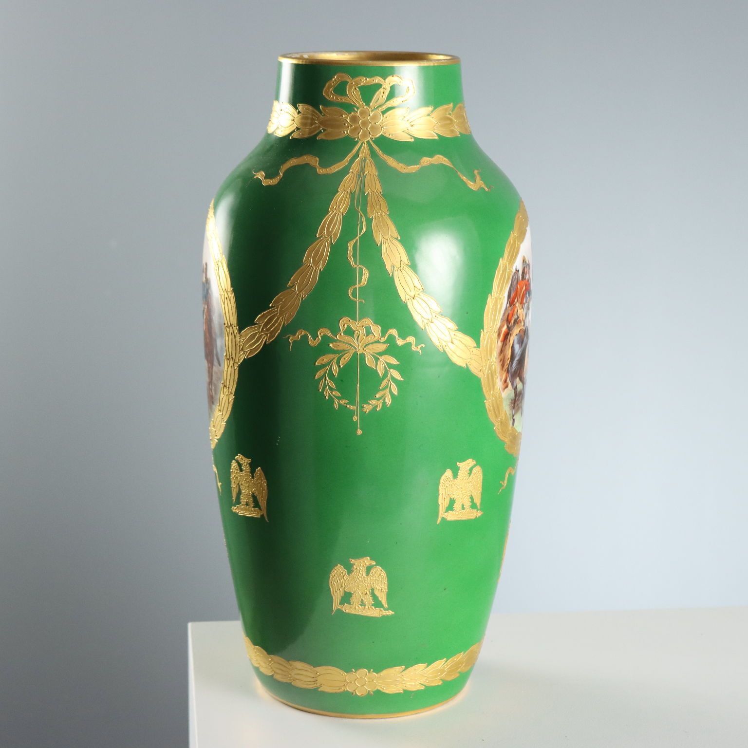 Vase d'époque Napoléon III en porcelaine, France, fin du XIXe siècle photo vinterior
