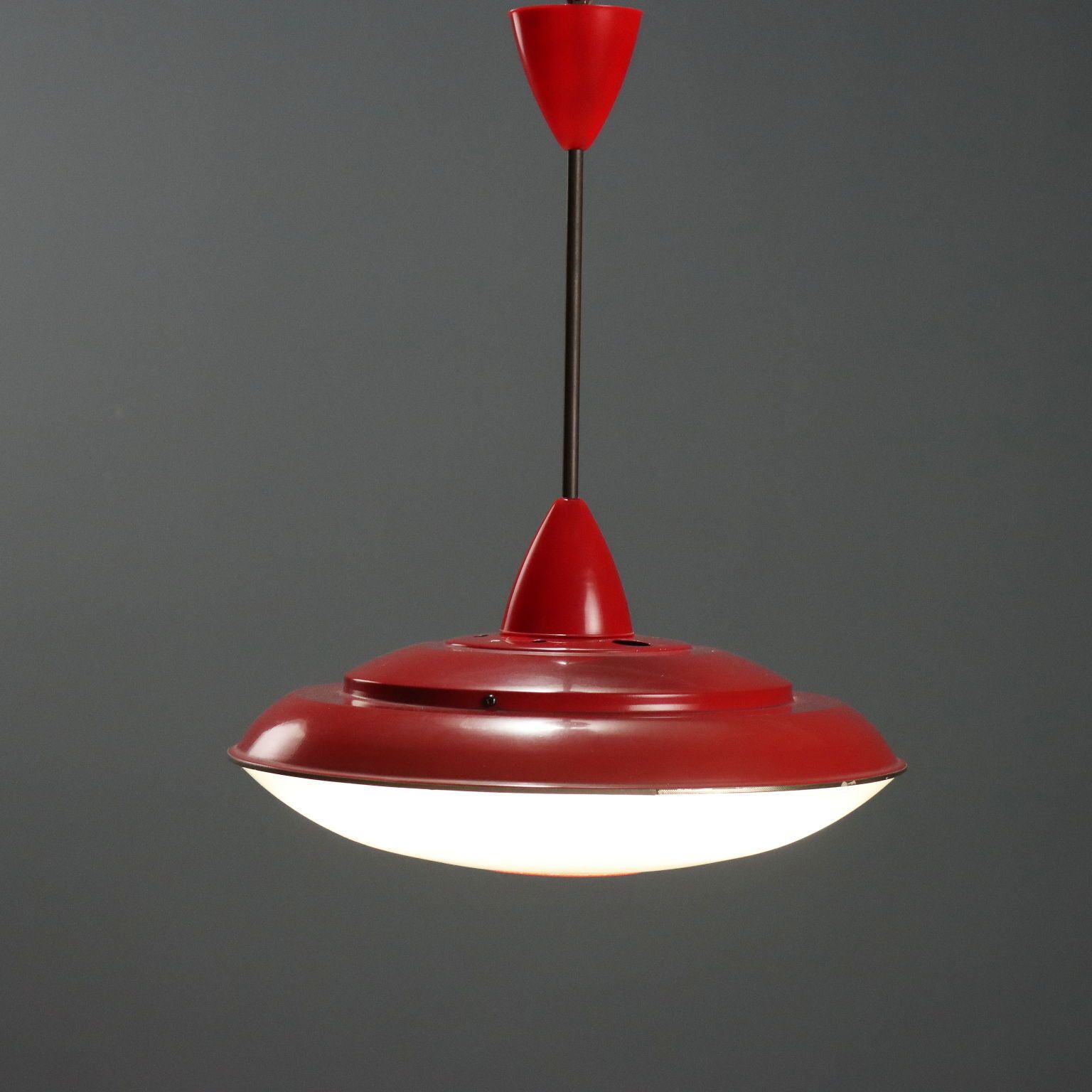 Rode aluminium hanglamp, jaren 1960 photo for sale