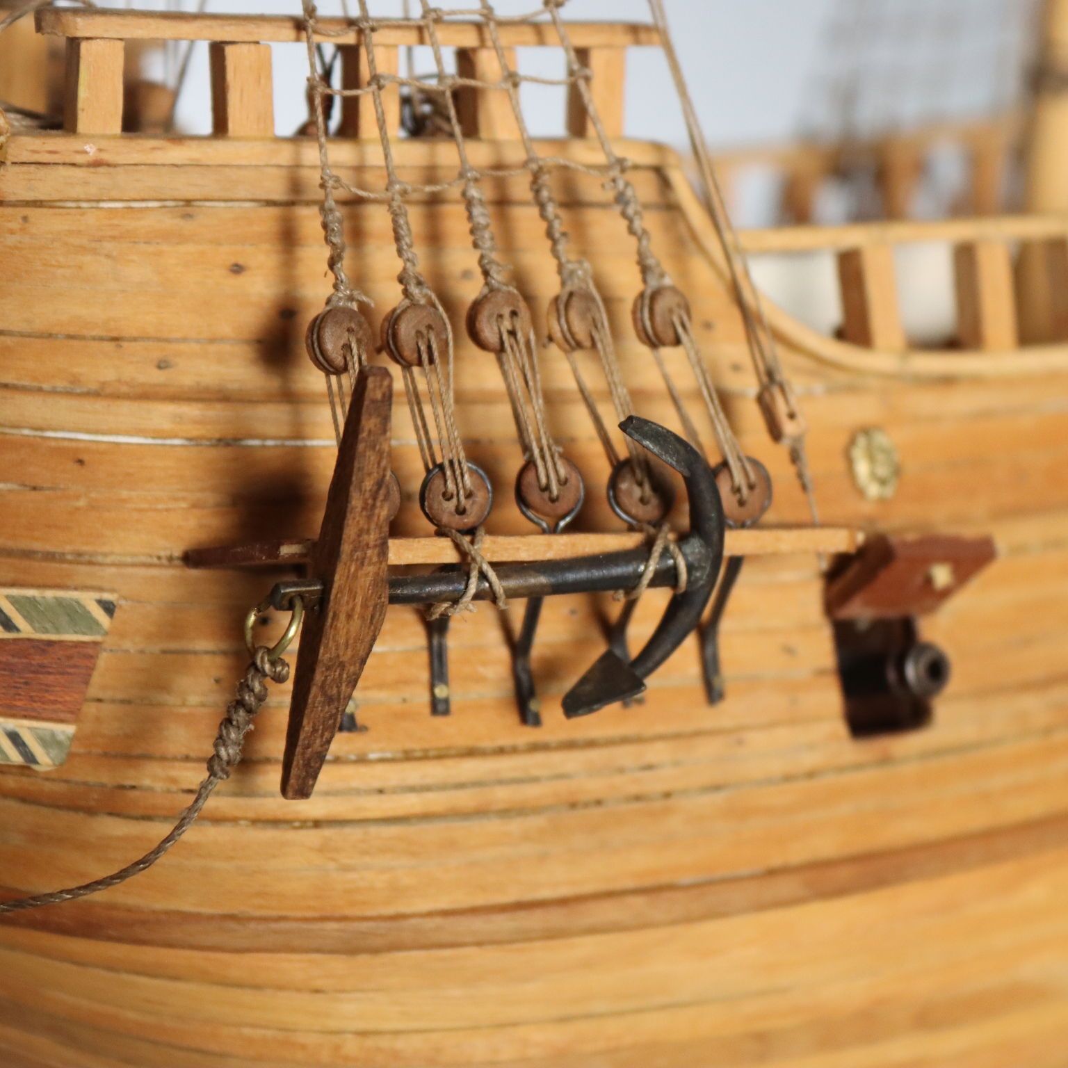 Antiek houten schip in plexiglassenkoffer, handgemaakt, 20e eeuw photo 450.0