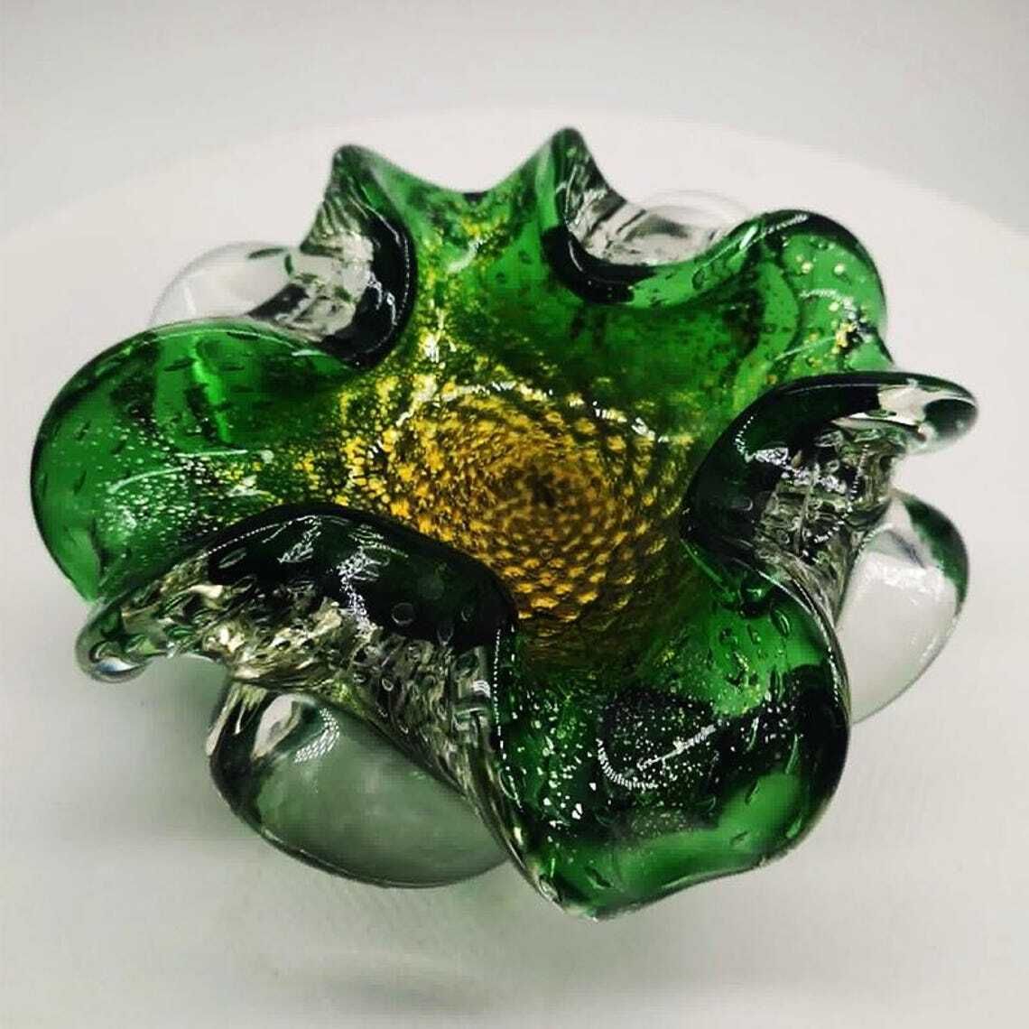 Cendrier ou vide-poche en verre de Murano, années 1960. Fabriqué en Italie.