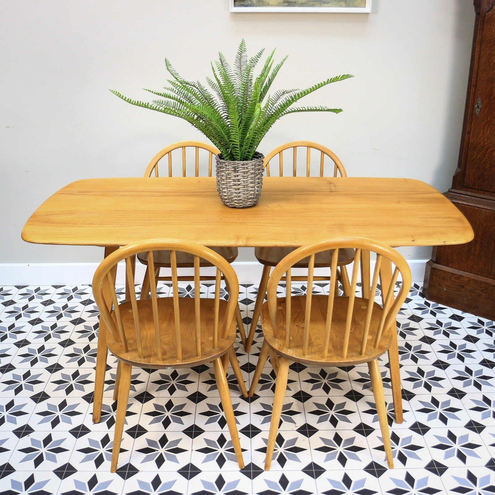 Four Ercol Windsor 370 Dining Chairs With 382 Elm Plank Dining Table photo Furniture