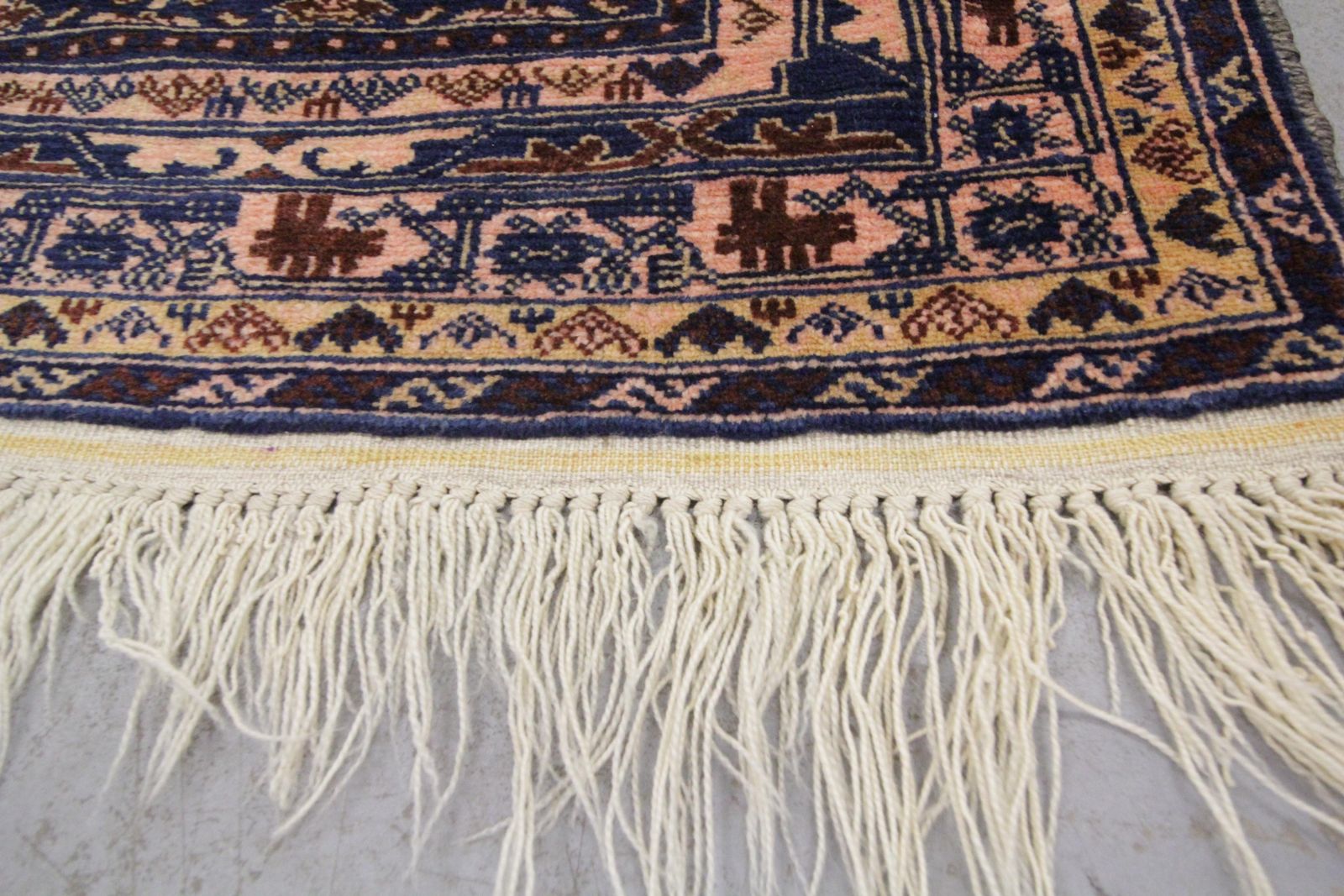 Tapis d'Orient Baluch tissé main, laine bleue, tapis de salon traditionnel photo Textiles