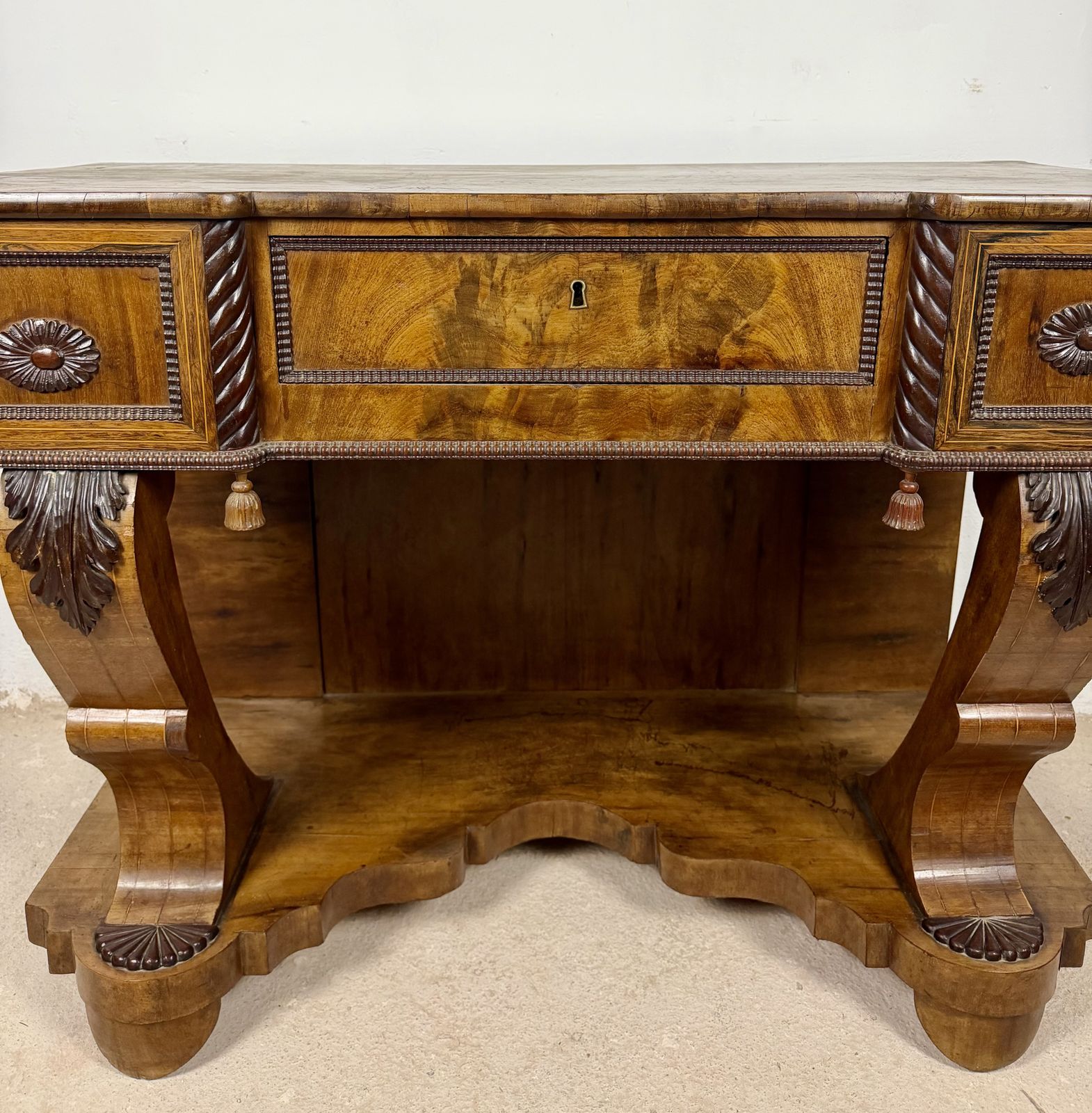Art Deco stijl consoletafel met één lade photo 3020.0