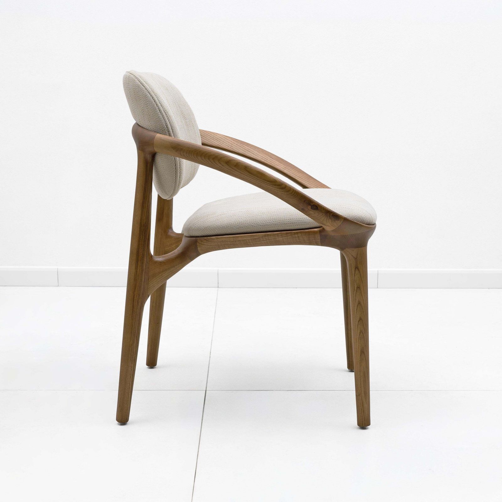 Set Of Six Contemporary Italian Dining Chairs With A Sculptural Curved Frame photo vinterior