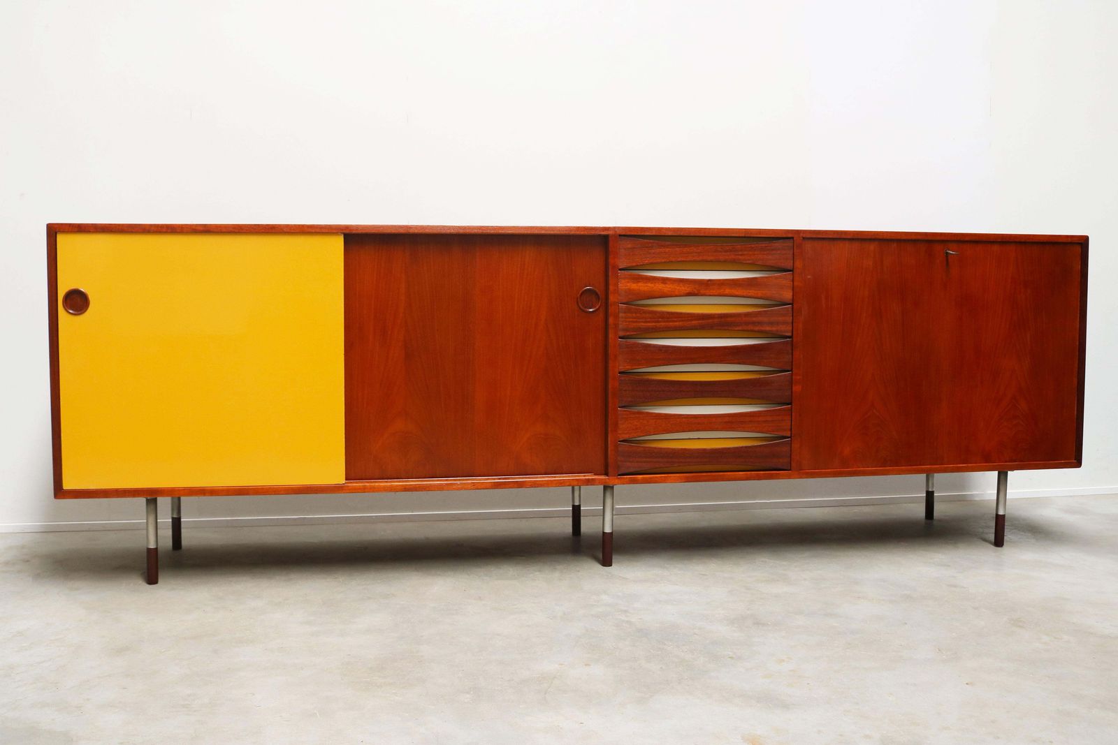 Rare Arne Vodder Model 29a “Triennale” Sideboard In Teak For Sibast, Denmark. photo buy