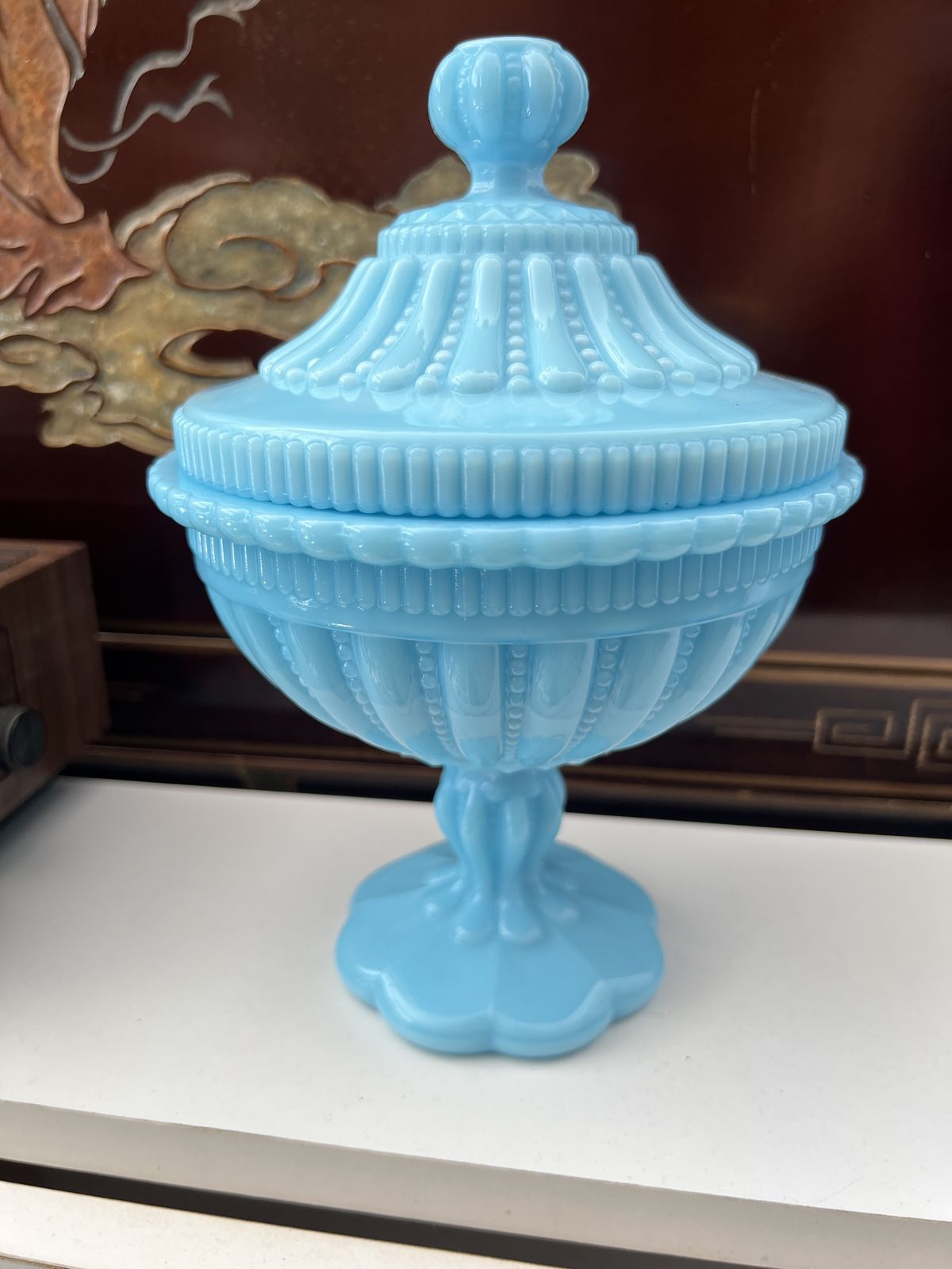 Franse blauwe opaline dekschaal toegeschreven aan Portieux-Vallerysthal, Frankrijk, ca. 1900-1930