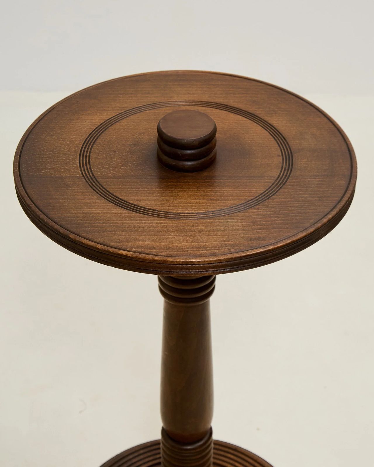 Sellette piedestaltafel, jaren 1940 photo for sale