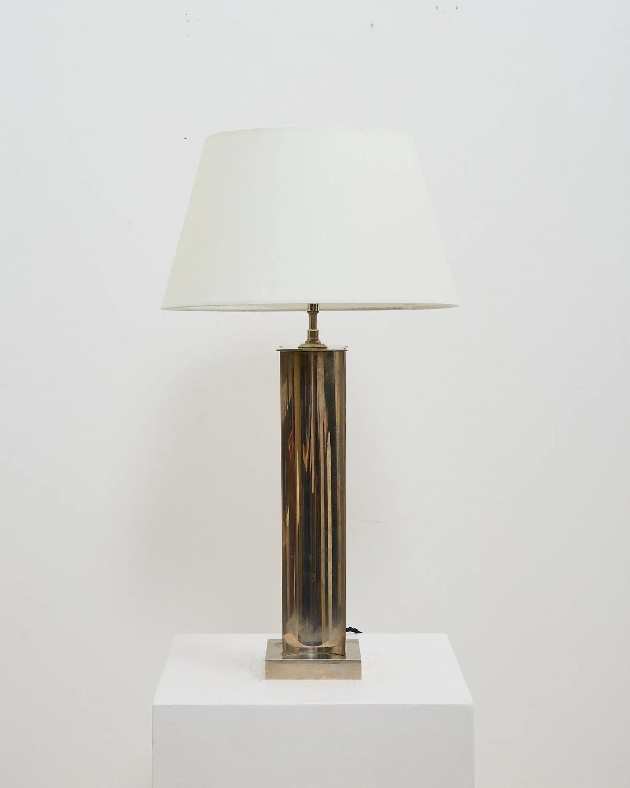 Smart Modernist Lamp, 1960s photo for sale