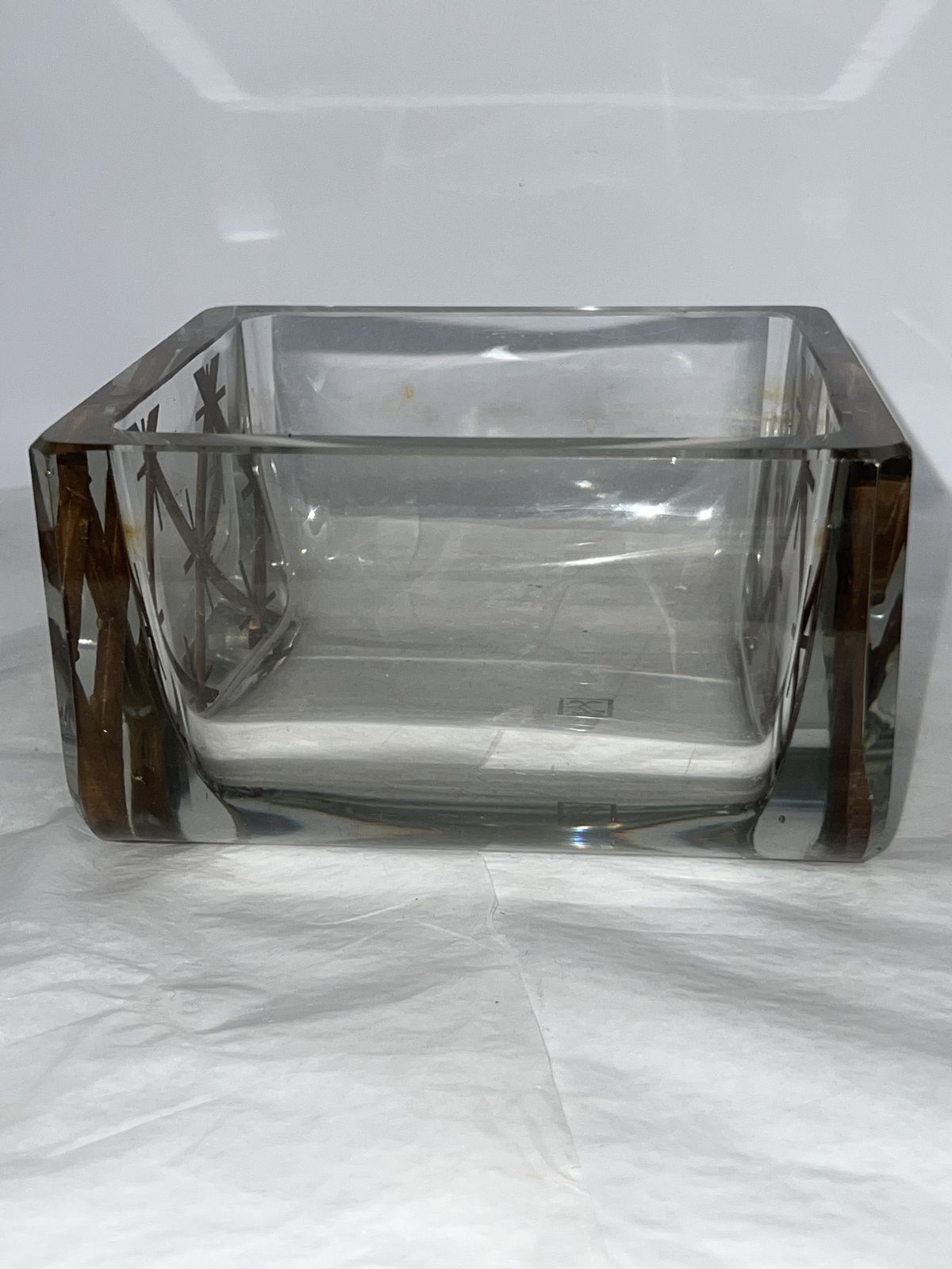 Jean Luce (Frans, 1895-1964) Zeldzame Gesigneerde Art Deco Vide Poche in Gerookt Glas, Frankrijk, ca. 1930 photo for sale