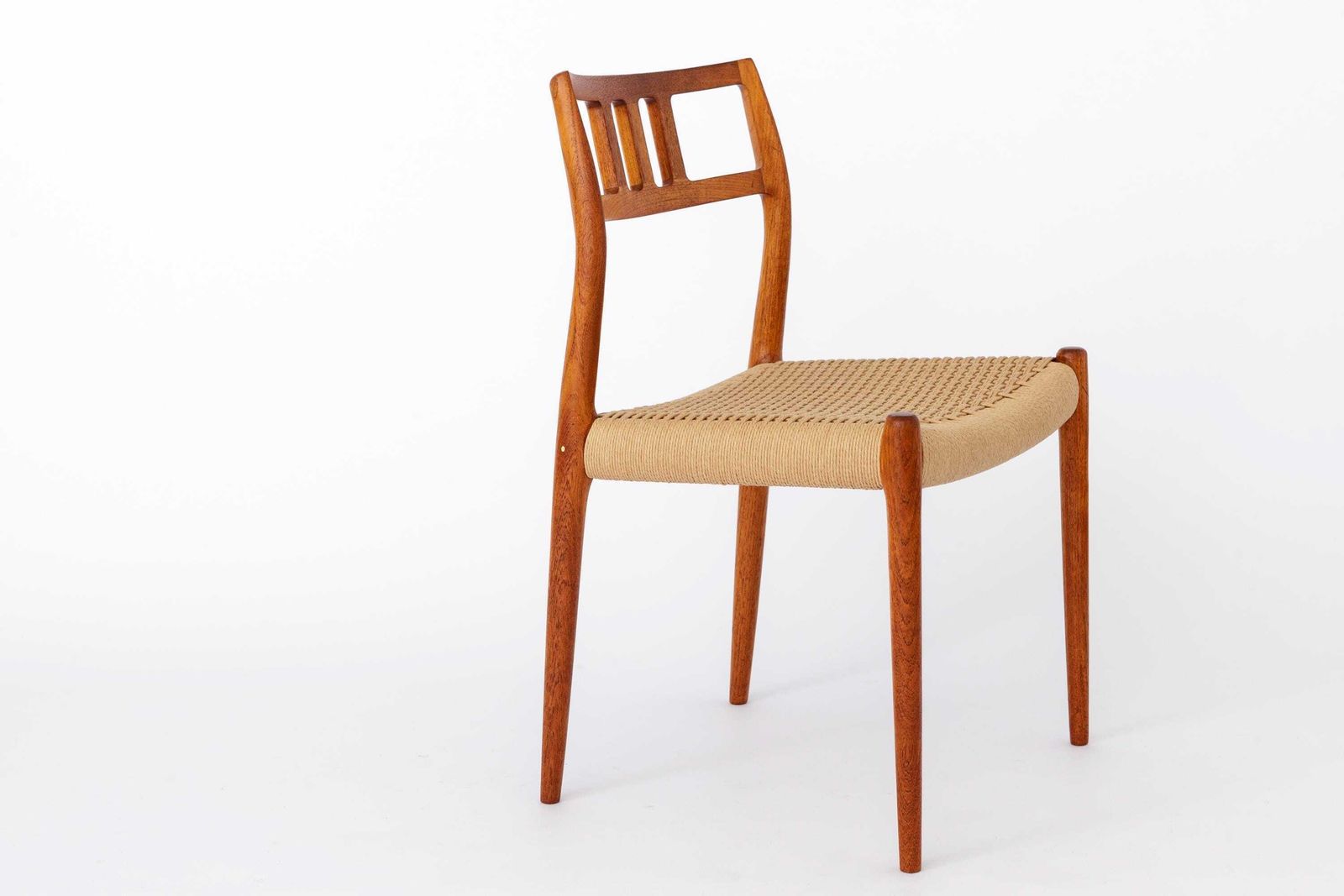 Niels Otto Møller Model 79 stoelen | Set van 6 | Deense teakhouten eetkamerstoelen | Ca. jaren 1960 photo for sale