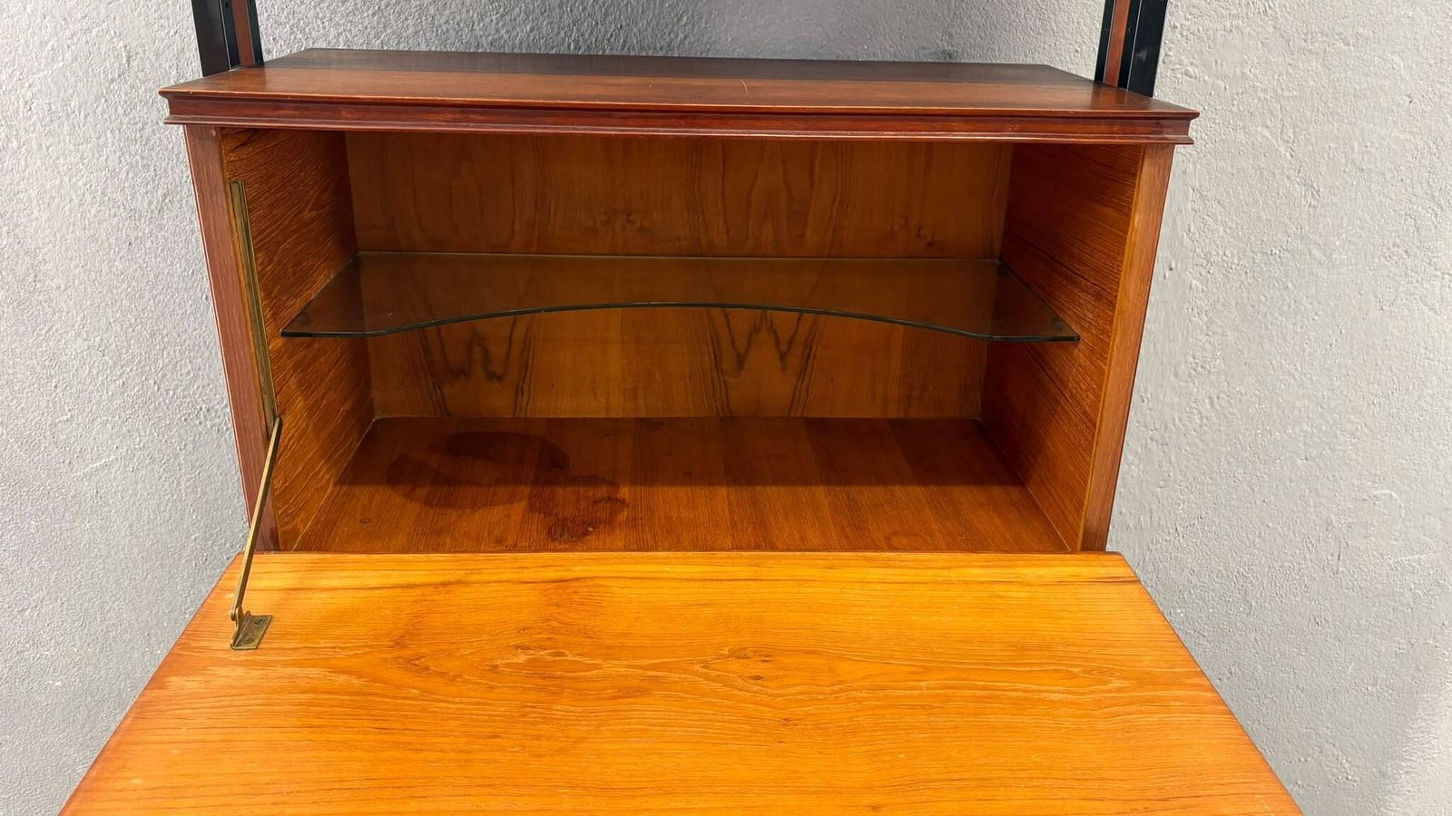 Mid-Century Modern Modulaire Wandkast, Fineer & Zwart Metalen Stellingkast, jaren 1960, Europa photo 1479.0