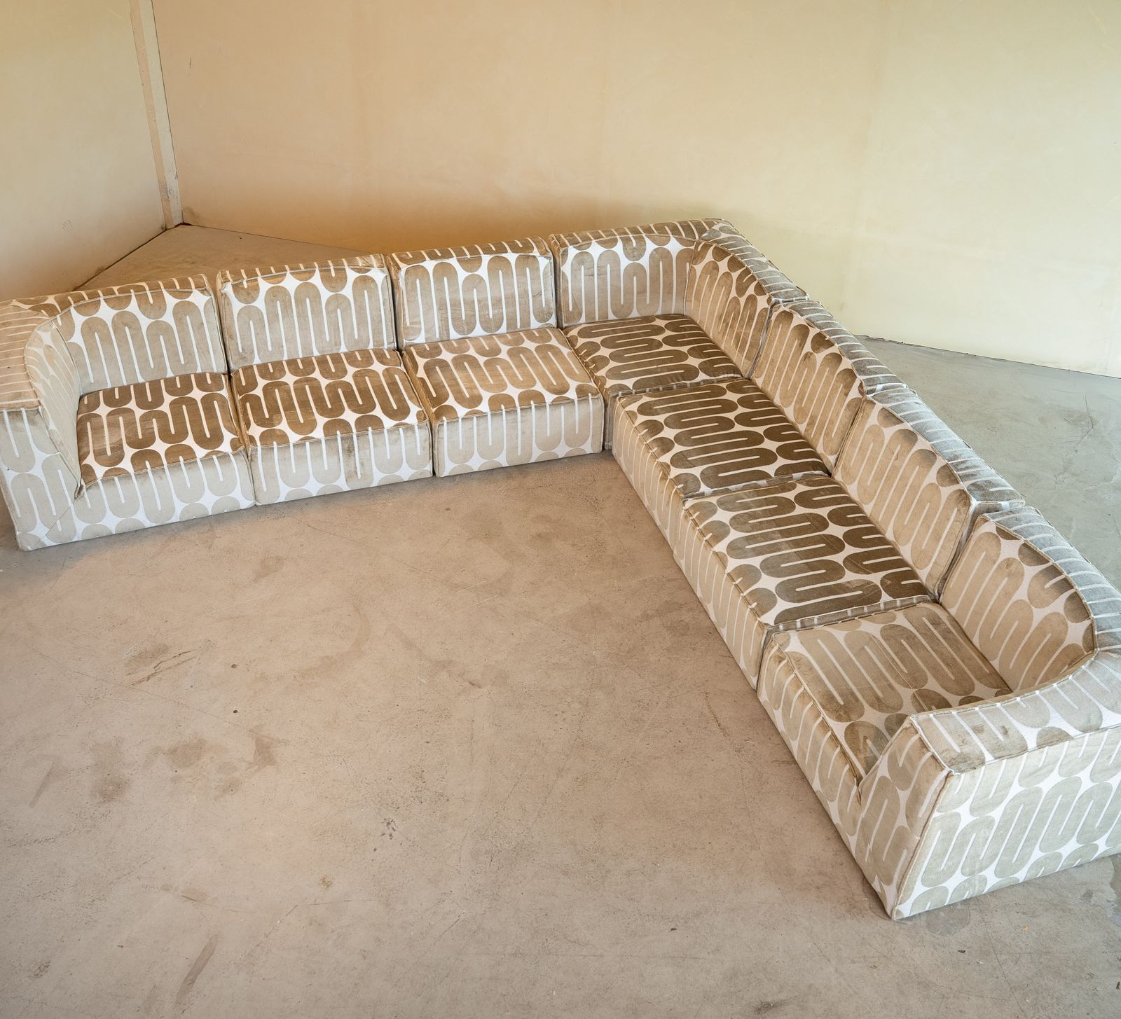 Canapé modulaire vintage en velours géométrique