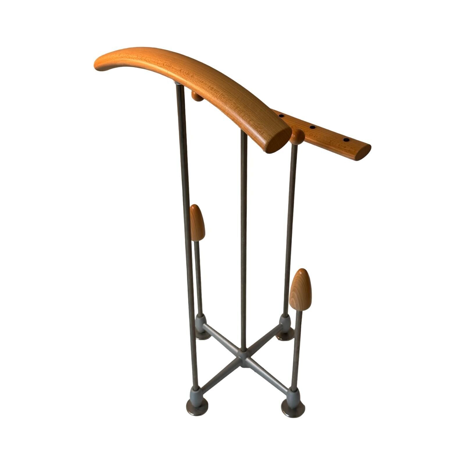 Postmodern design – dressboy / valetstandaard – Frans De La Haye voor Auping, model Auronde. photo 198.0