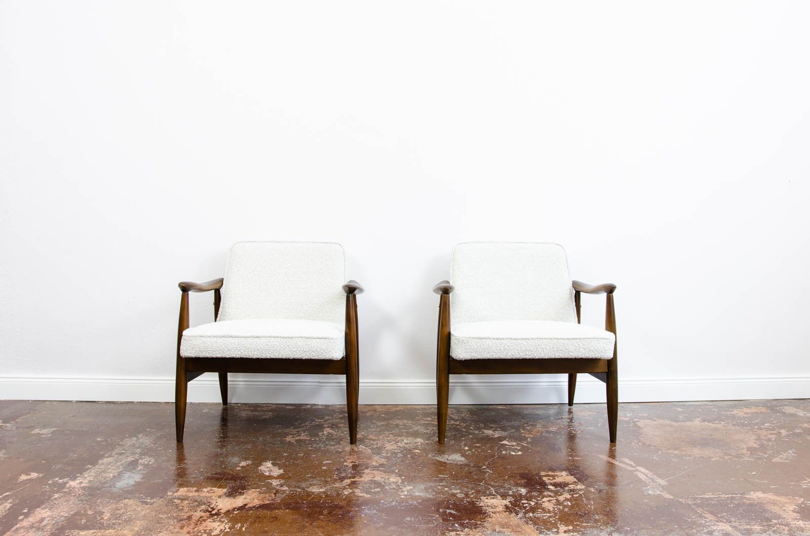 Pair Of Armchairs, Gfm 87 By Juliusz Kędziorek, Poland, 1960's photo furniture