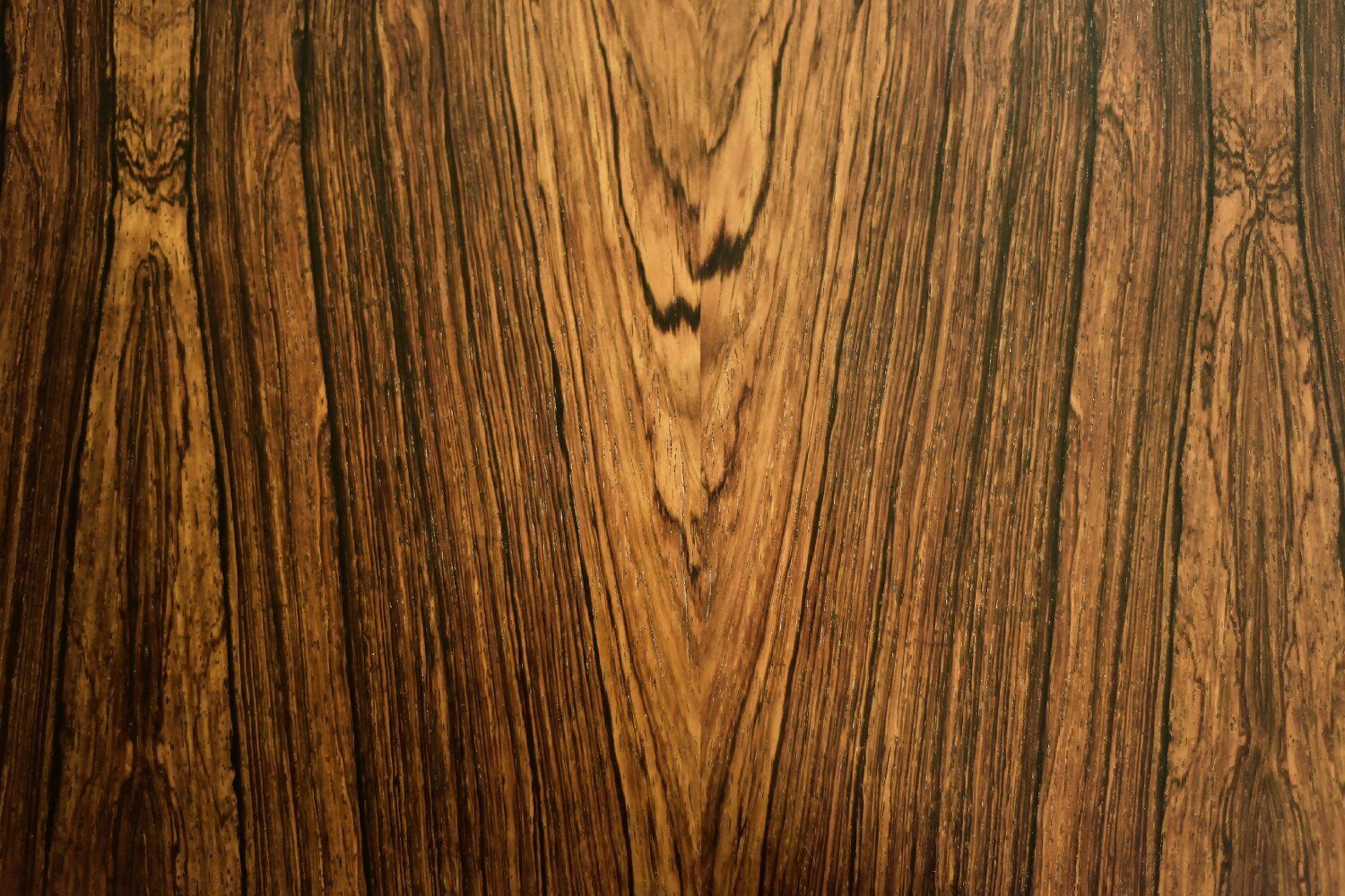 Mid-Century Modern Deense rozenhout salontafel met schap, jaren 1960 photo furniture