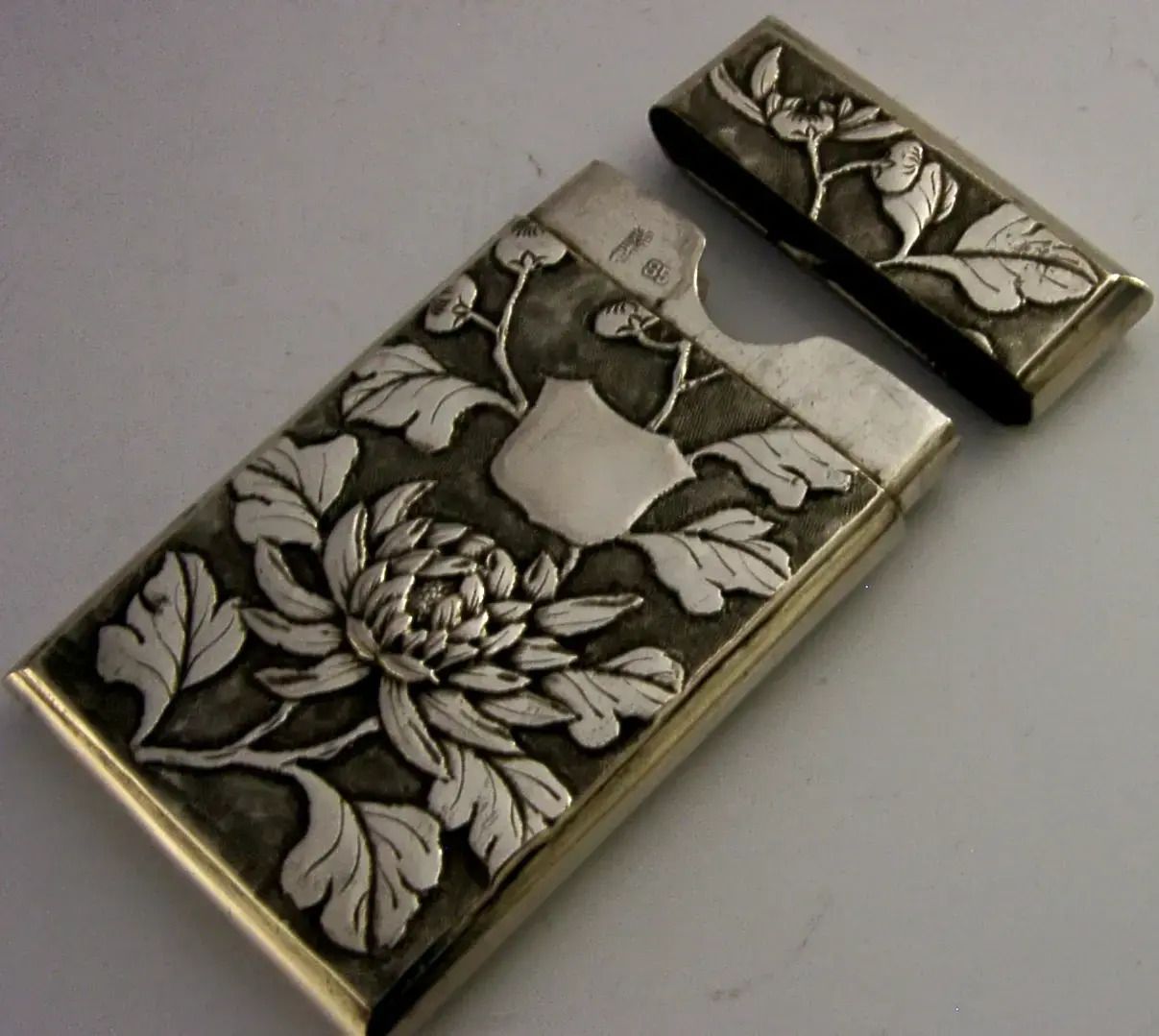 Chinees exportzilver kaarthouder ca. 1890, antiek, vogel en chrysant photo 645.0