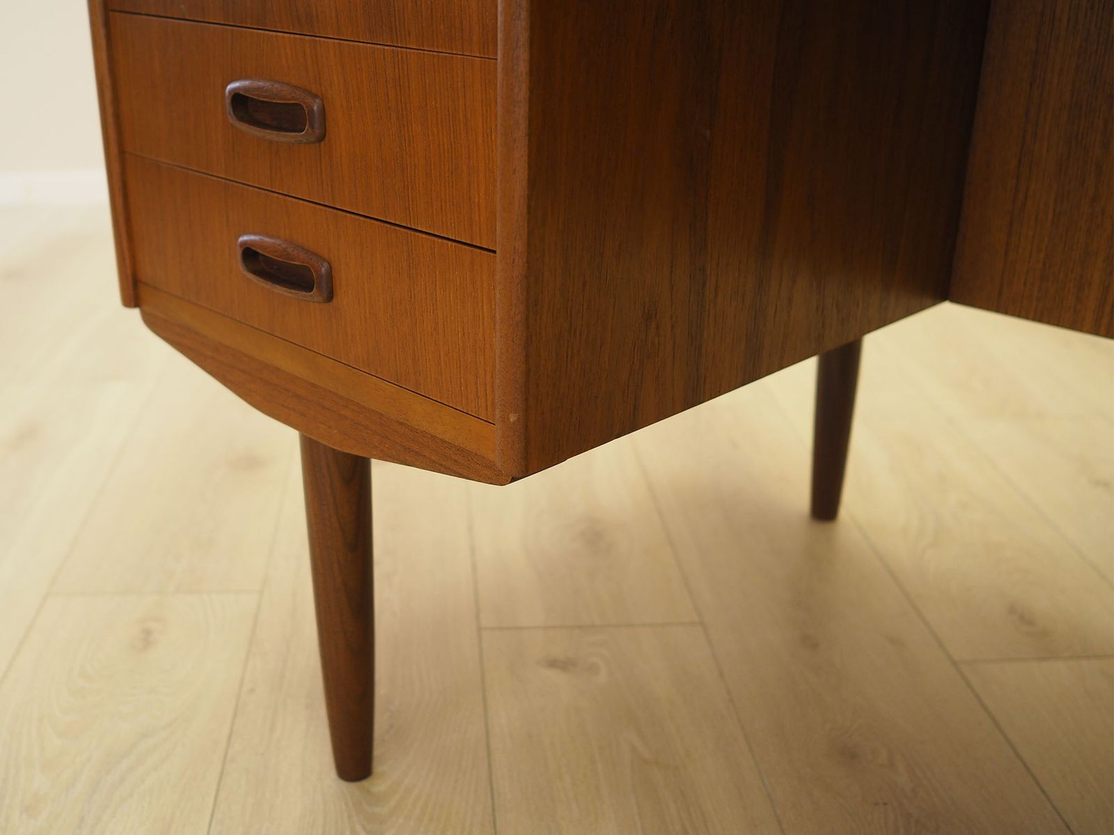 photo vinterior Teak Desk, Danish Design, 1970s, Made In Denmark