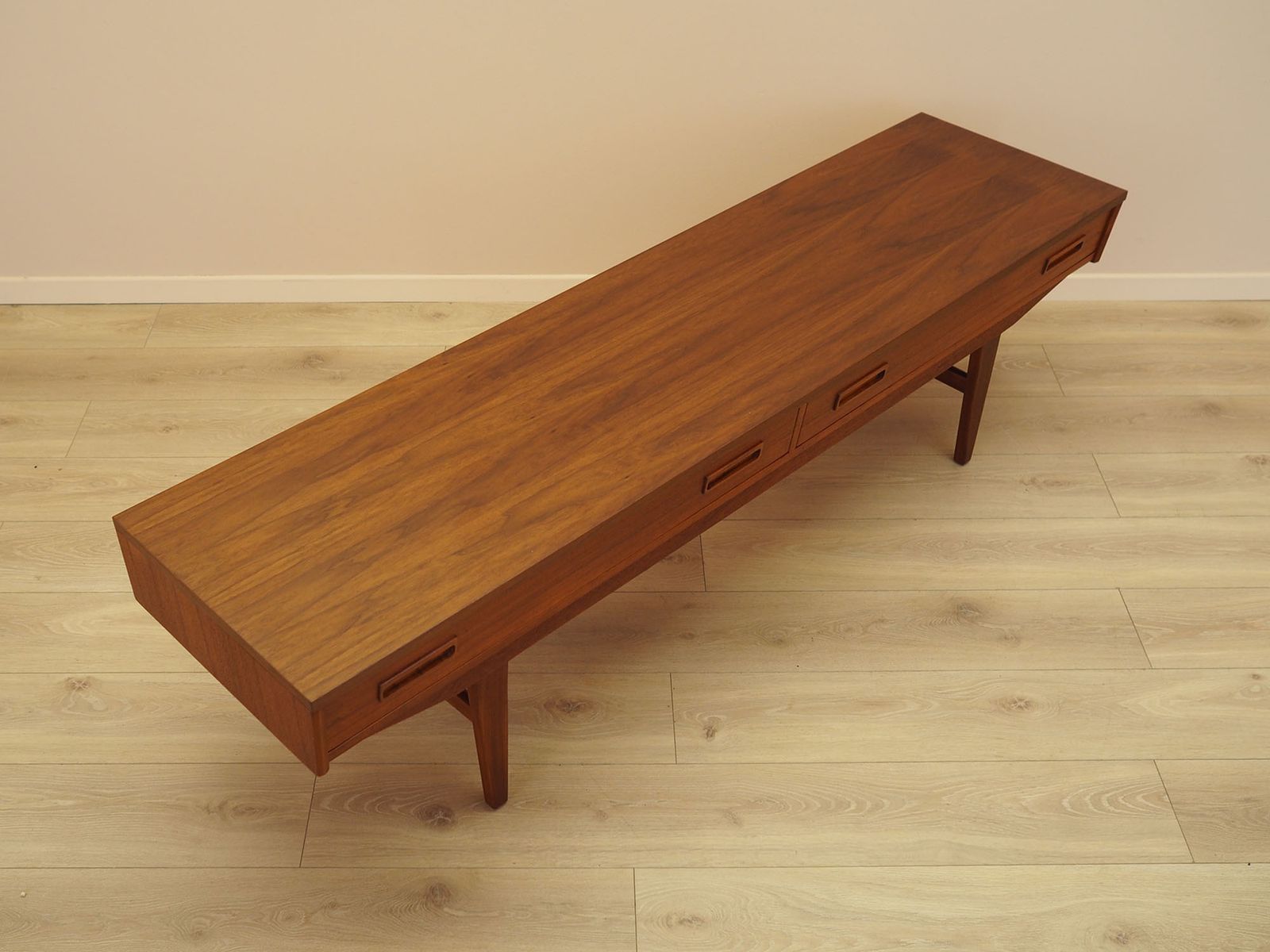 Teakhouten lowboard, Deens design, ca. jaren 1960, gemaakt in Denemarken photo buy