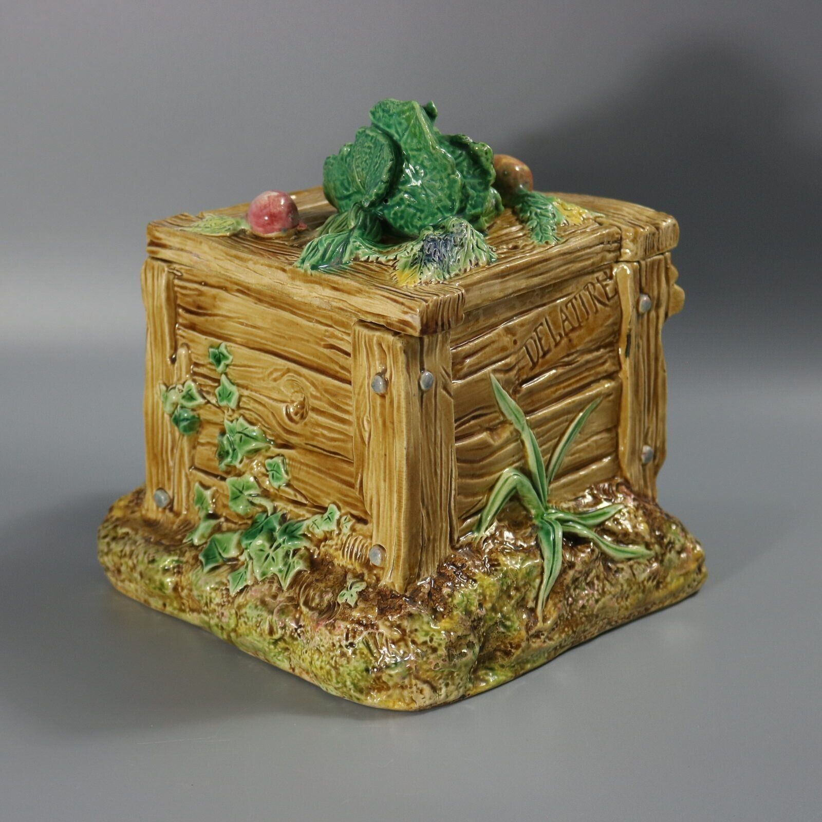 Brown Westhead Moore & Co Rabbit Box And Cover photo vinterior
