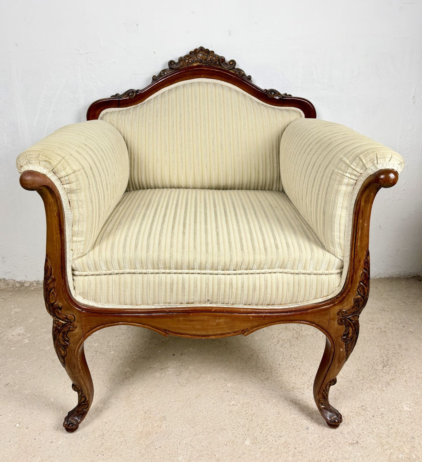 Paar Franse Louis XV-stijl fauteuils, jaren 1960 photo buy