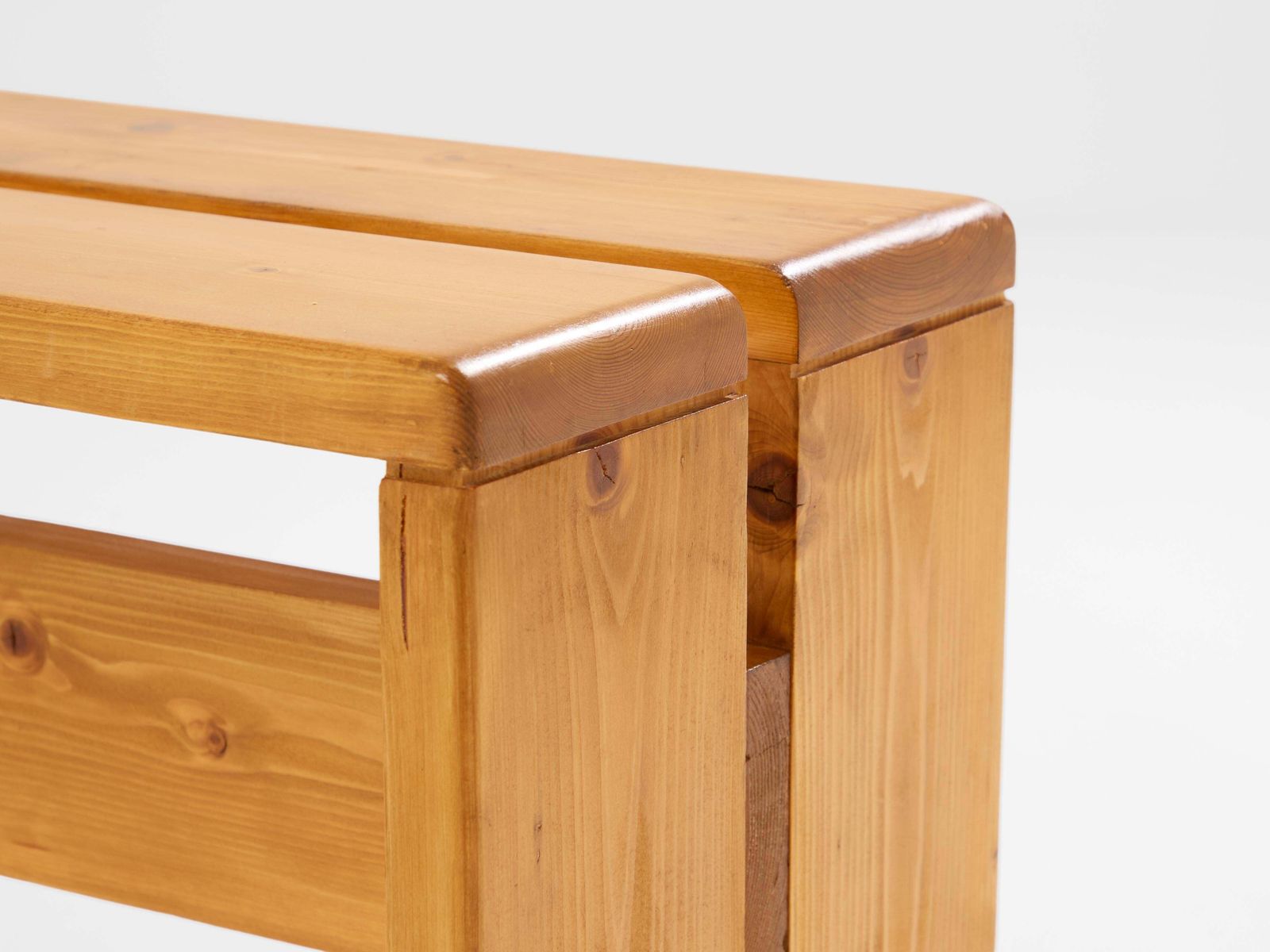 photo furniture Charlotte Perriand Pine Benches Les Arcs 1970s