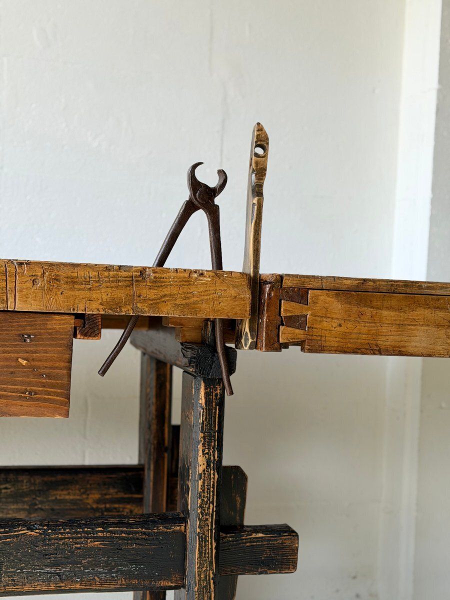 Antieke houten werkbank, jaren 1890 photo buy