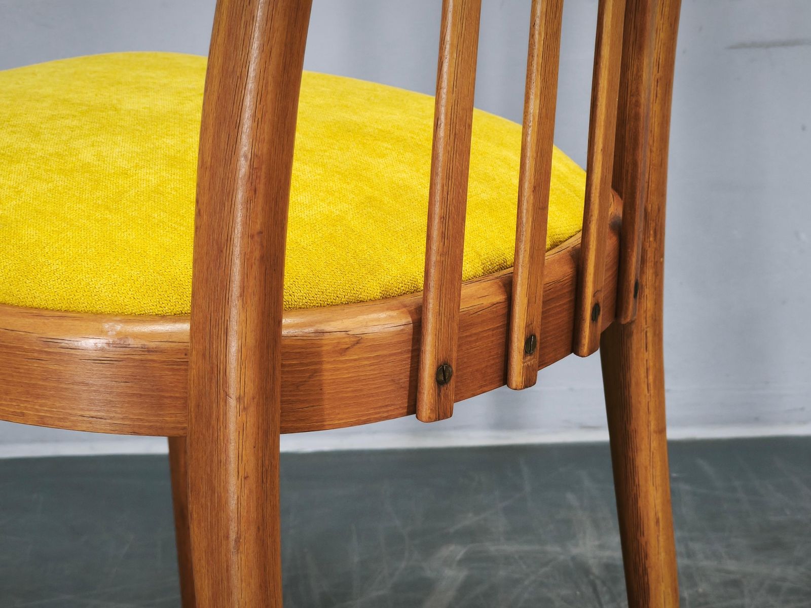 Set Of 4 Mid Century Ton Beech Dining Chairs, Czechoslovakia, 1970s photo vinterior