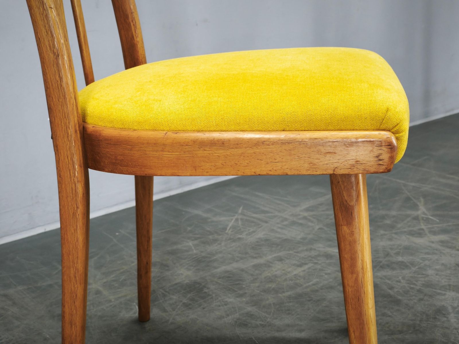 Set van 4 Mid-Century Ton Beuken Eetkamerstoelen, Tsjecho-Slowakije, jaren 1970 photo buy
