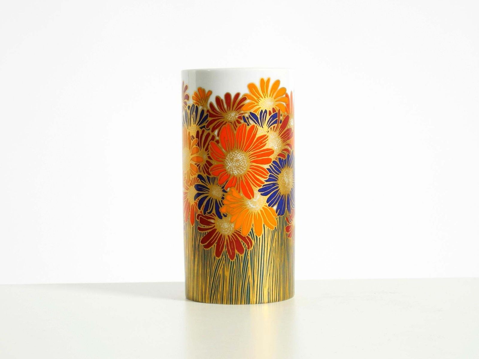 Beautiful 1980s Porcelain Vase By Rosamonde Nairac For Rosenthal Studio Linie photo for sale