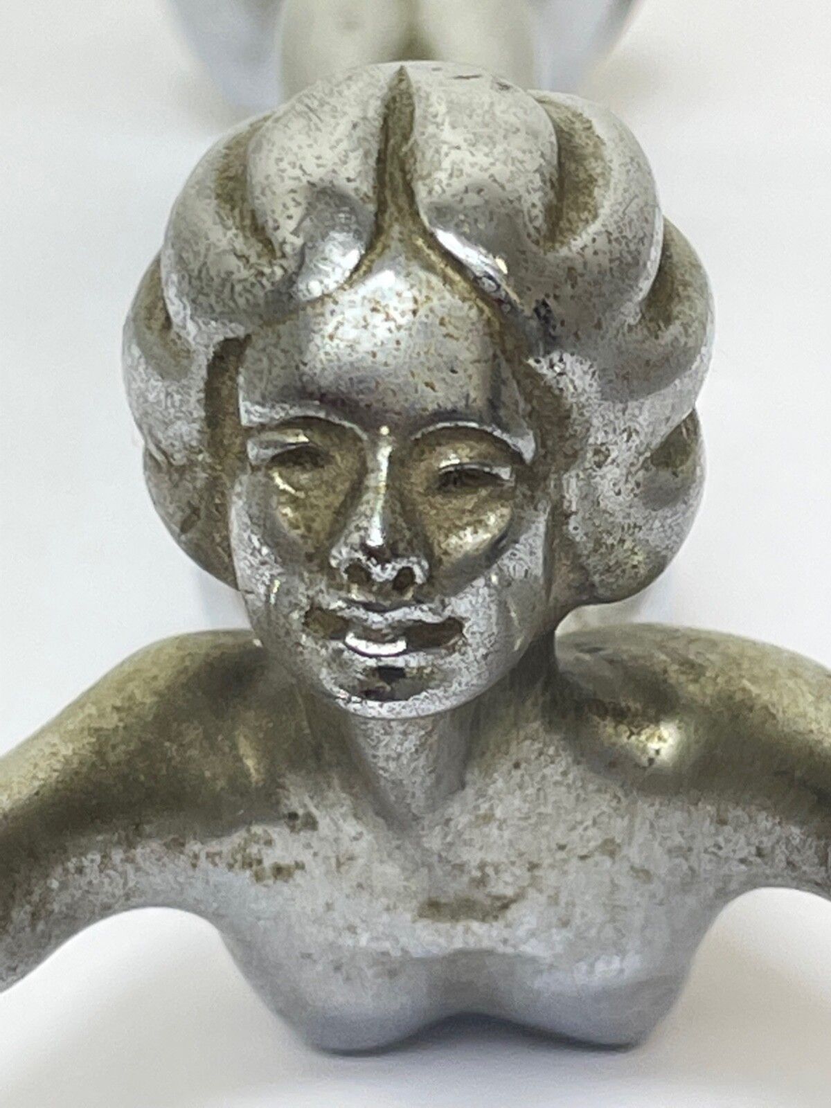 Art Deco klassiek auto duikende dame mascotte sculptuur photo vintage