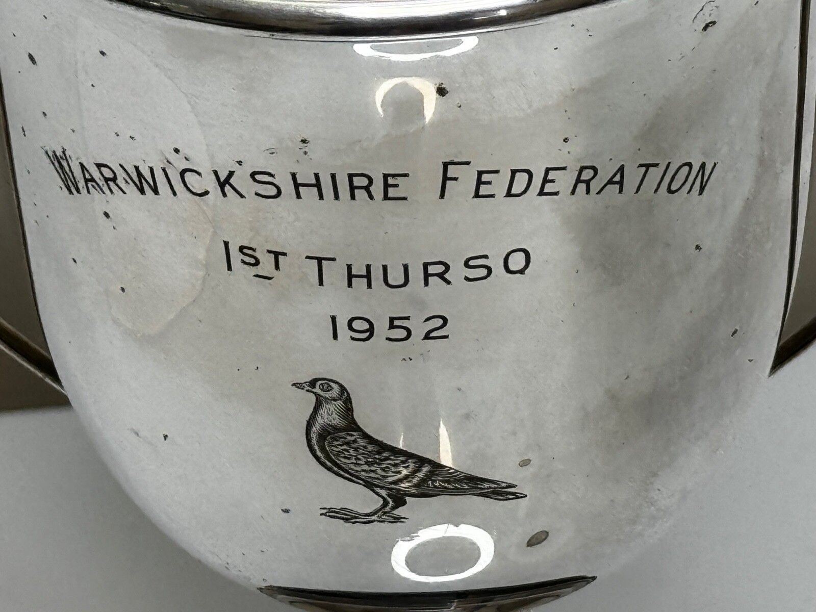 Britse Hallmarked Silver Plate Ronde Sportduif Wedvlucht Trofee Winnaarsbeker photo 1250.0
